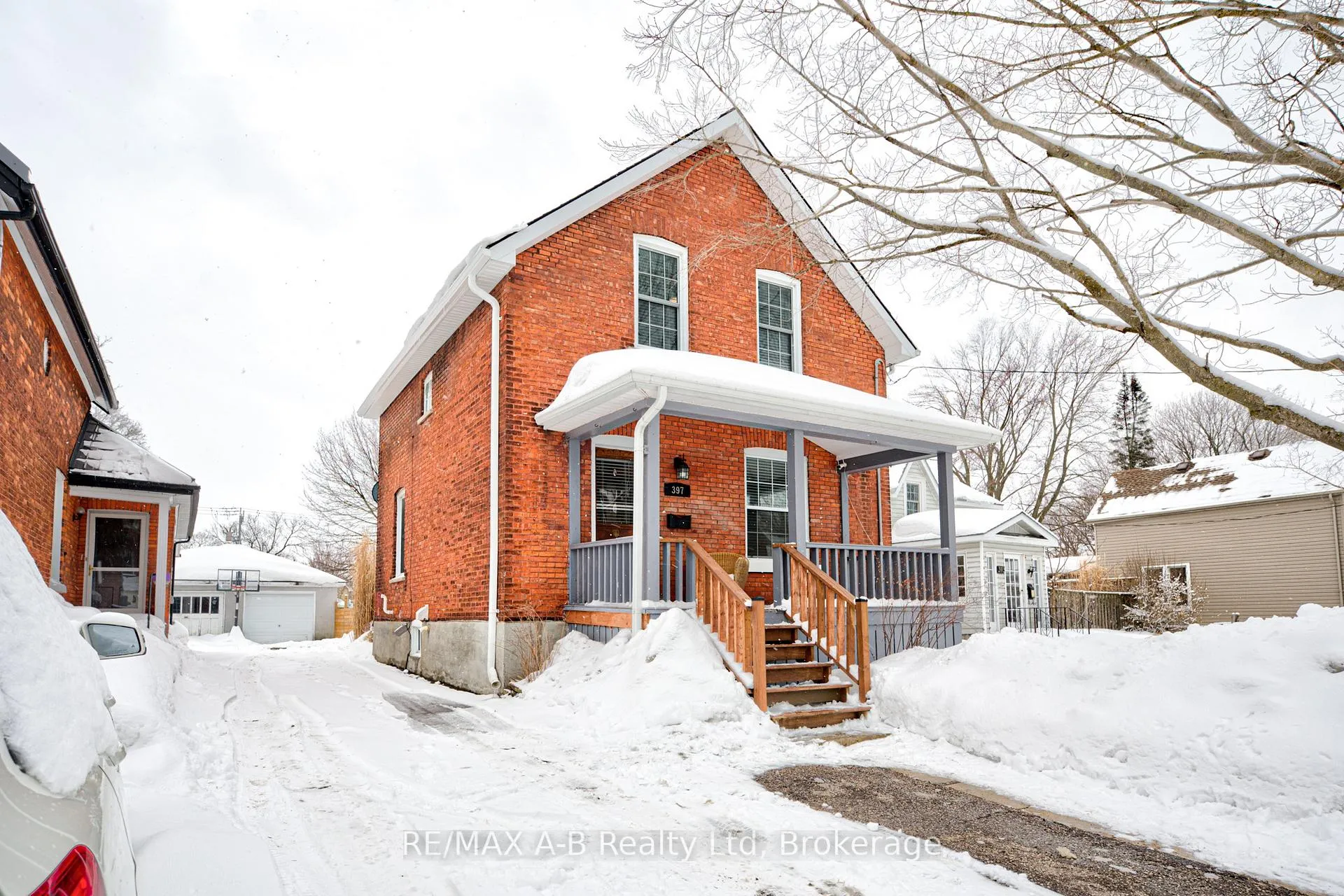 Photo 2 of 397 Albert Street, Stratford — HOMEH
