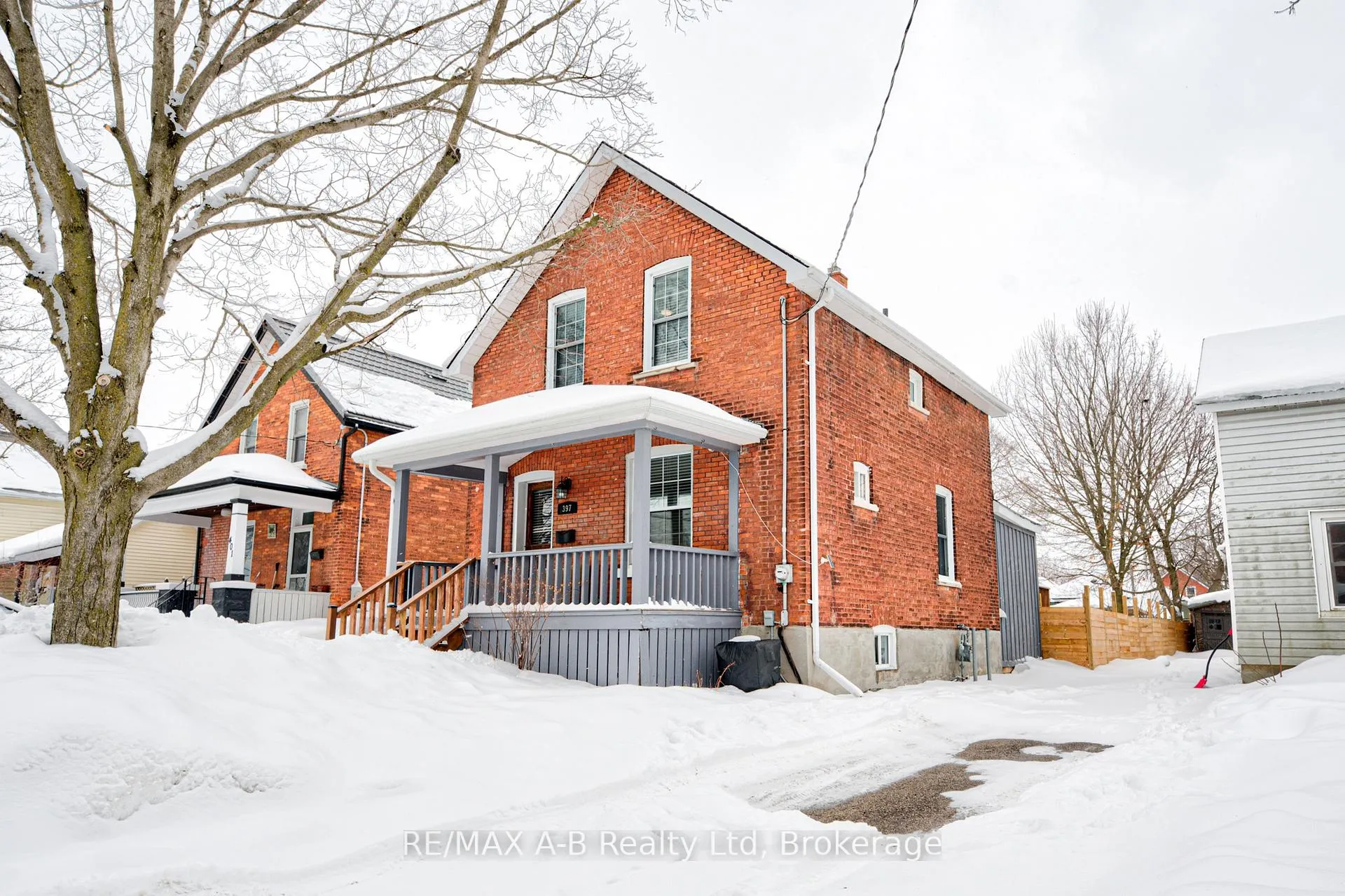 Photo 3 of 397 Albert Street, Stratford — HOMEH