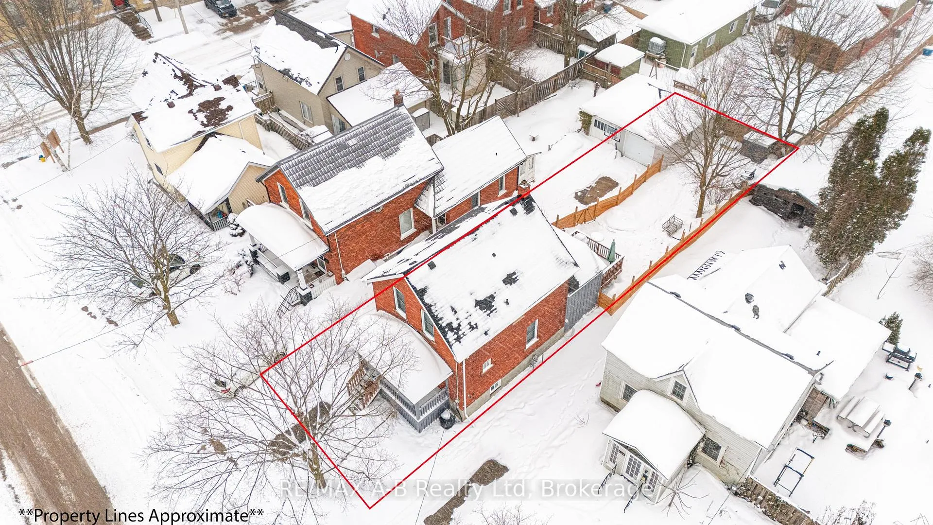 Photo 37 of 397 Albert Street, Stratford — HOMEH
