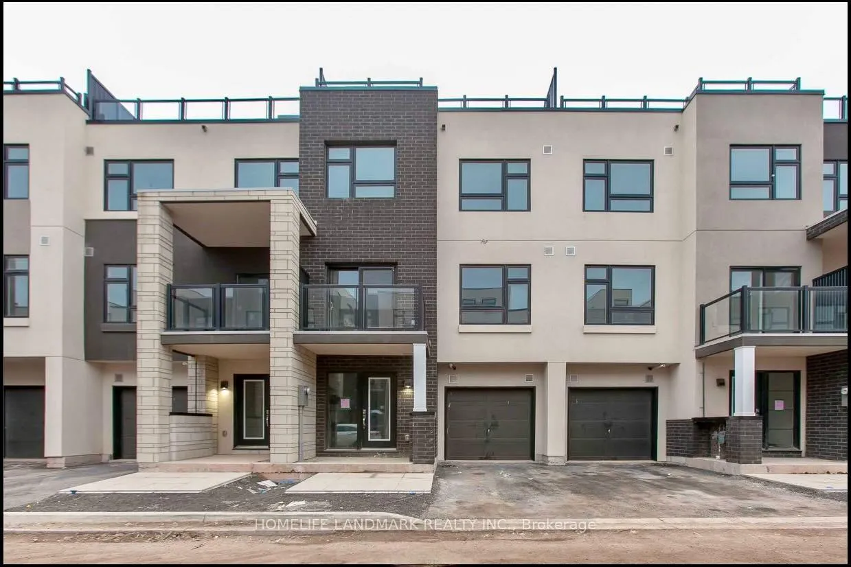 Photo 1 of Unit 4, 1121 Cooke Boulevard E, Burlington, LaSalle — HOMEH