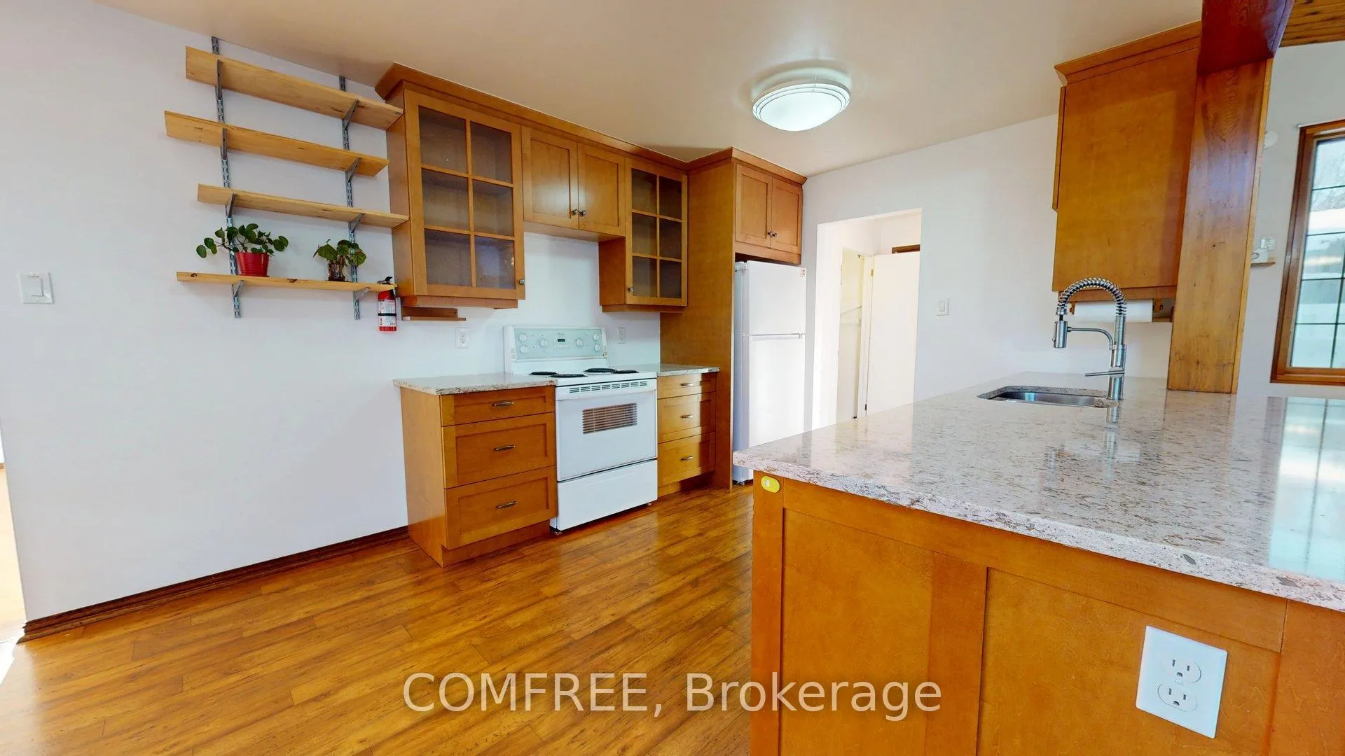 Photo 5 of 146 Old Colony Road, Ottawa, Kanata - Glencairn/Hazeldean — HOMEH