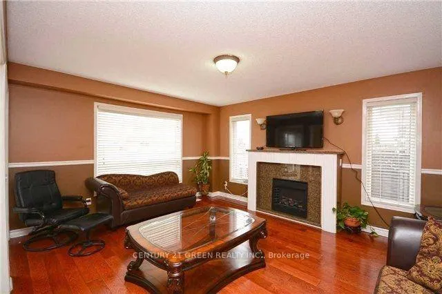 Photo 7 of Unit Main, 1046 Freeman Trail, Milton, Beaty — HOMEH