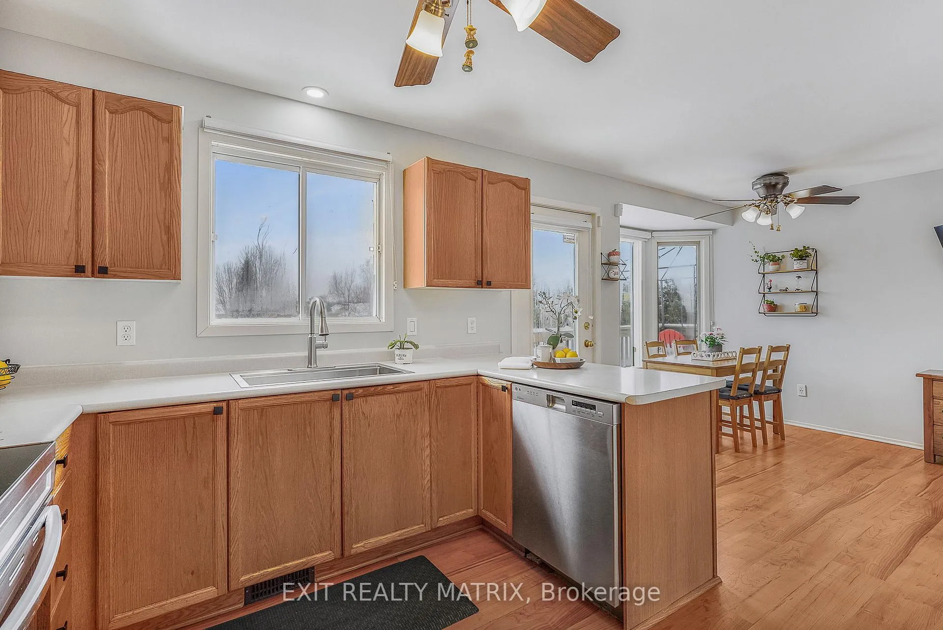 Photo 7 of 2721 Glen Street, Ottawa, Metcalfe — HOMEH