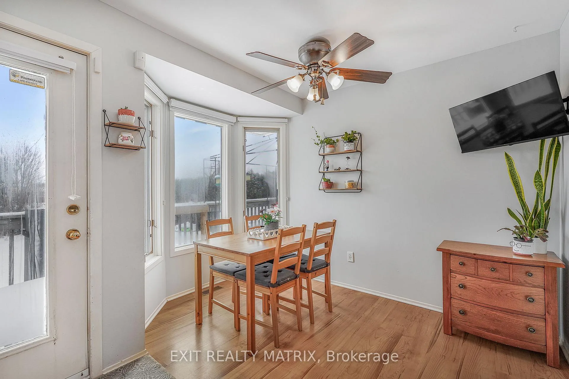 Photo 10 of 2721 Glen Street, Ottawa, Metcalfe — HOMEH