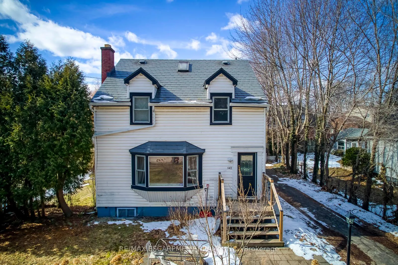 Front of 142 Ewen Road