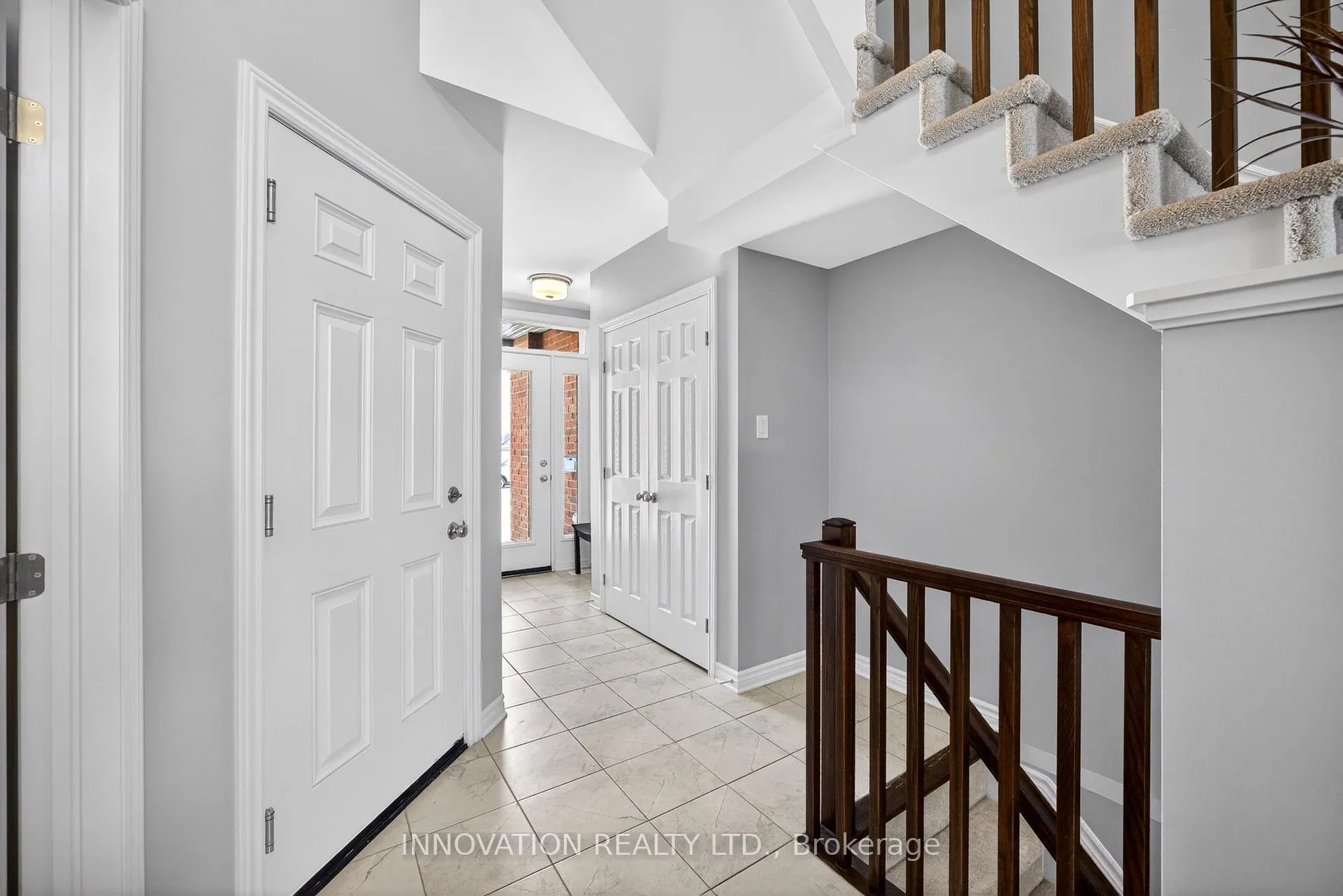 Photo 3 of 923 Antonio Farley Street, Ottawa, Camelot — HOMEH