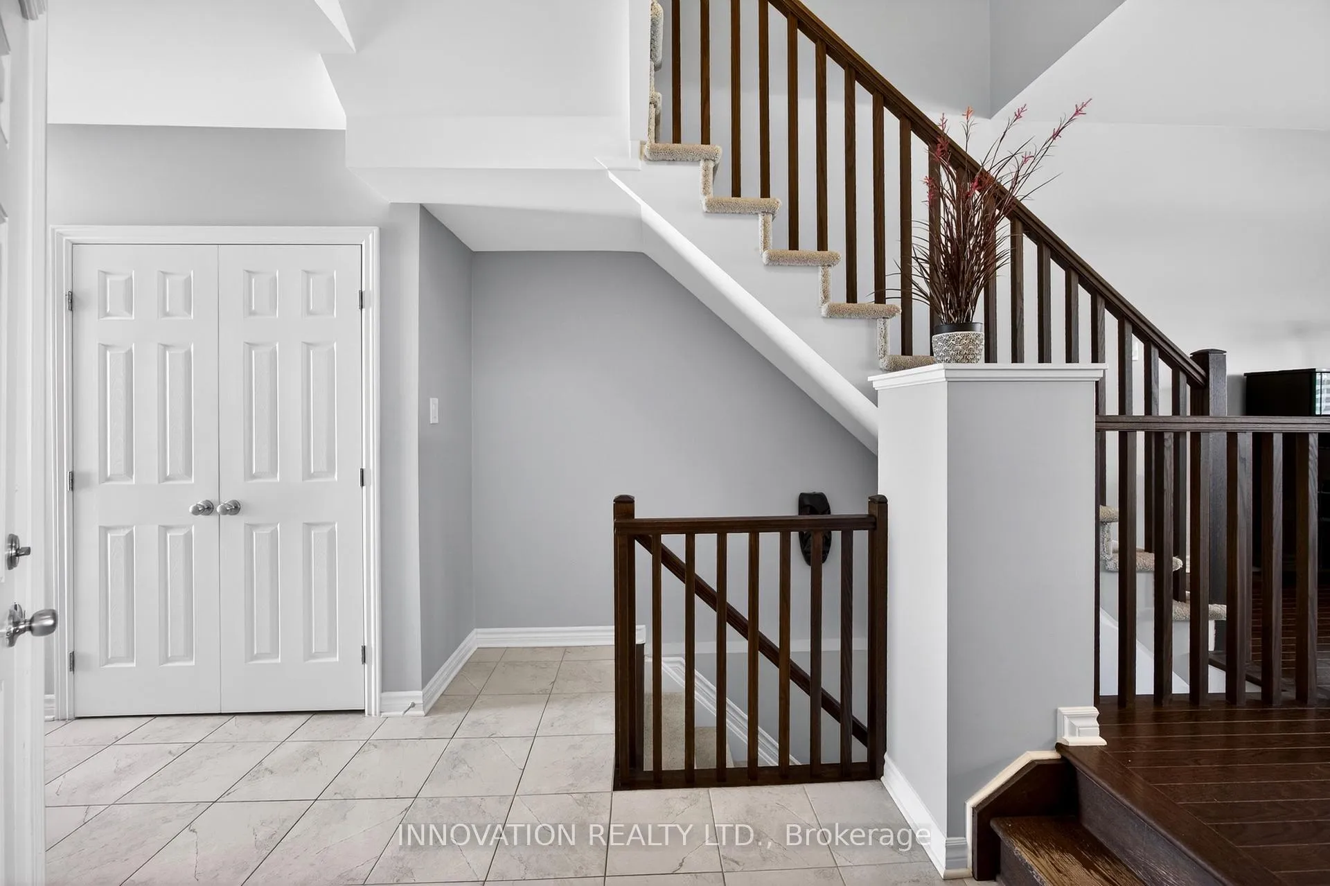 Photo 9 of 923 Antonio Farley Street, Ottawa, Camelot — HOMEH