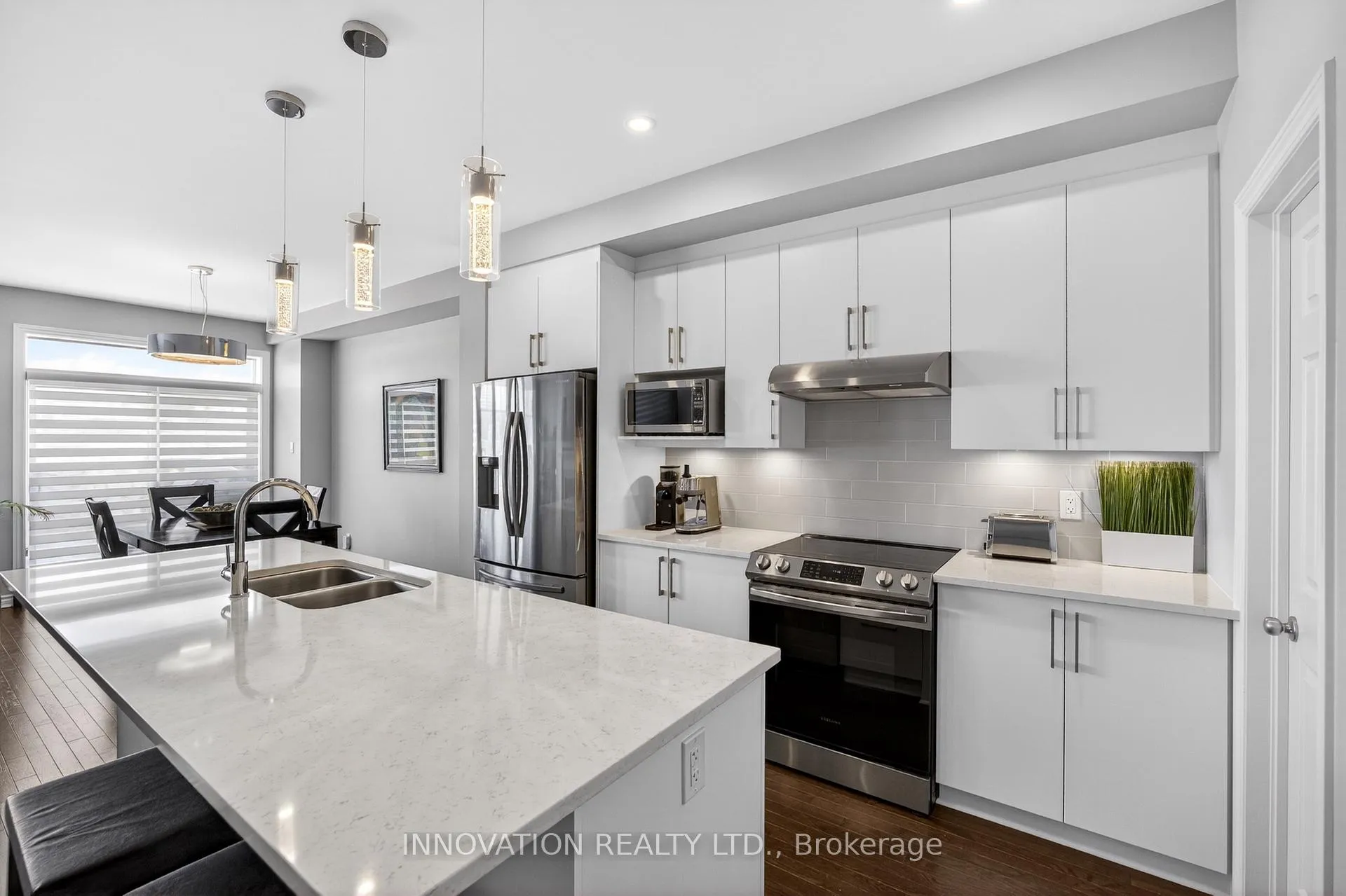 Photo 14 of 923 Antonio Farley Street, Ottawa, Camelot — HOMEH