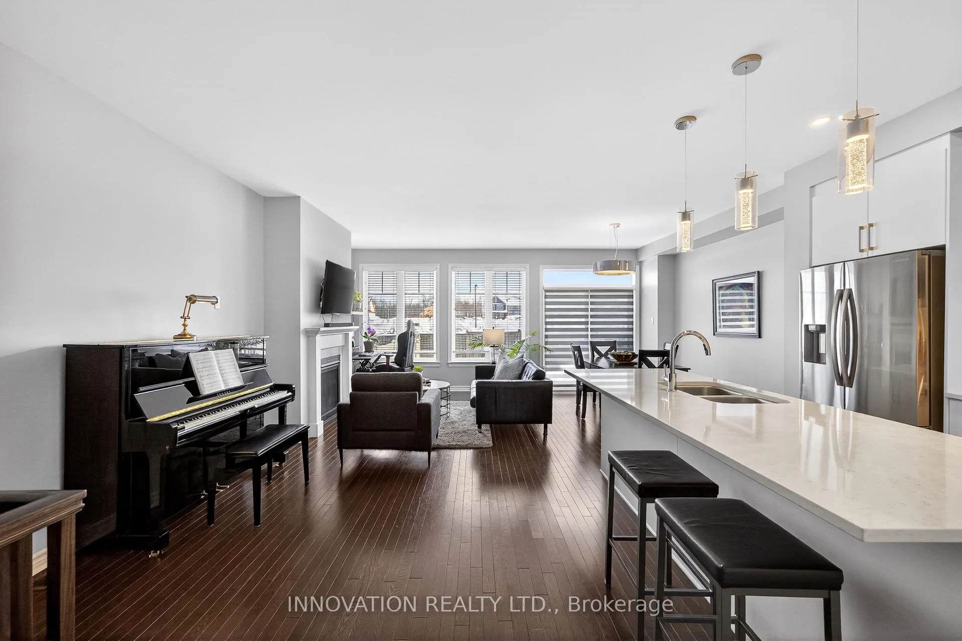 Photo 17 of 923 Antonio Farley Street, Ottawa, Camelot — HOMEH