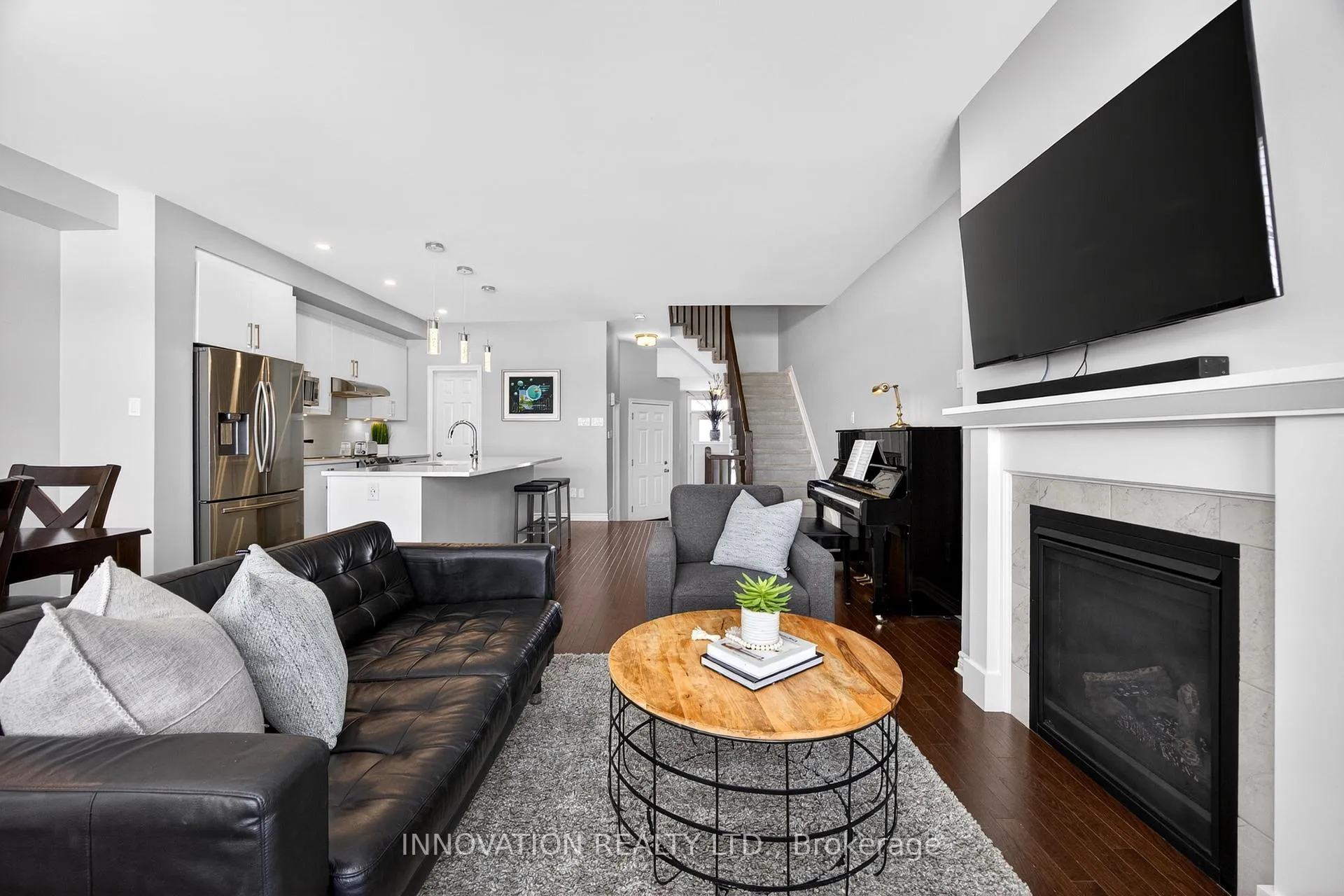 Photo 19 of 923 Antonio Farley Street, Ottawa, Camelot — HOMEH