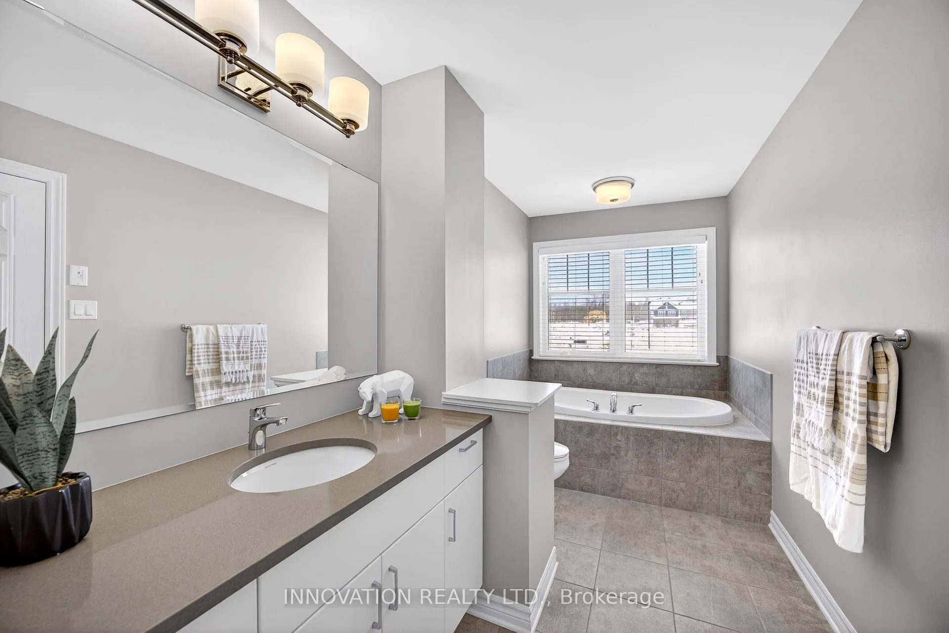 Photo 32 of 923 Antonio Farley Street, Ottawa, Camelot — HOMEH