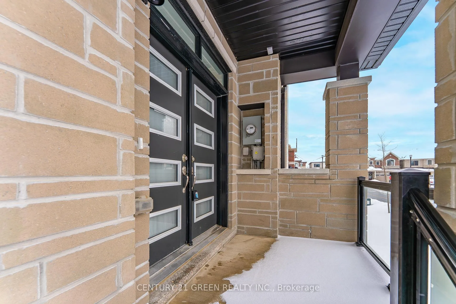 Photo 3 of 3140 Willowridge Path, Pickering, Rural Pickering — HOMEH
