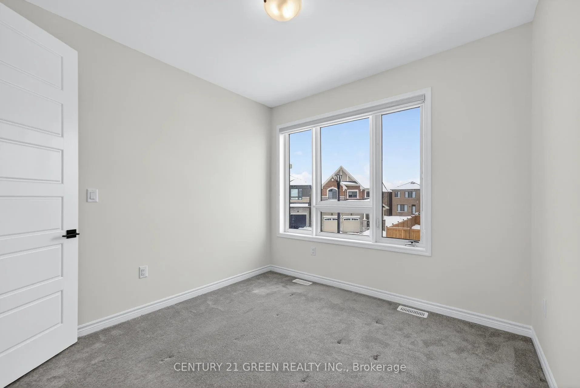 Photo 32 of 3140 Willowridge Path, Pickering, Rural Pickering — HOMEH