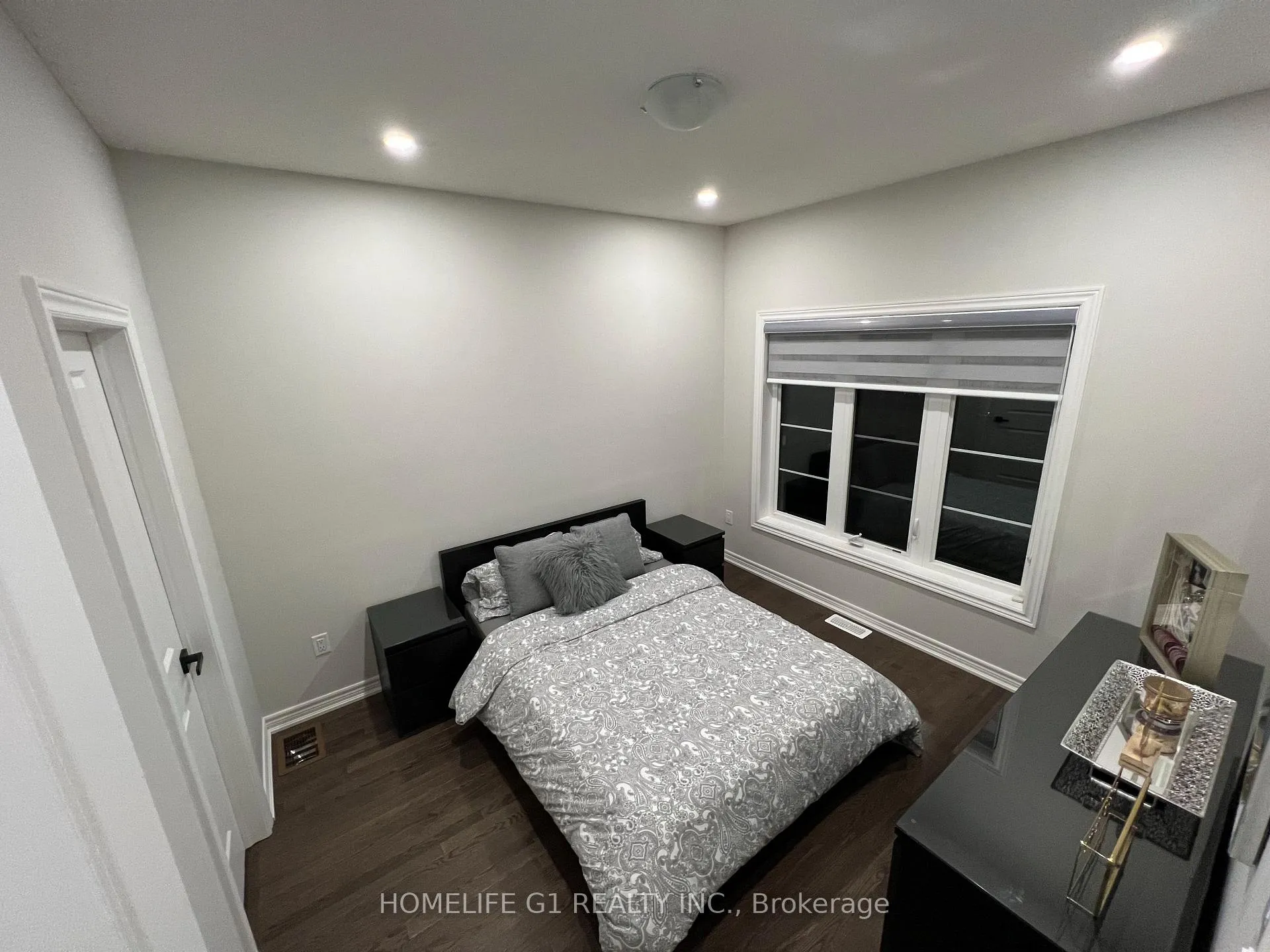 Photo 3 of 112 Emerald Coast Trail, Brampton, Northwest Brampton — HOMEH