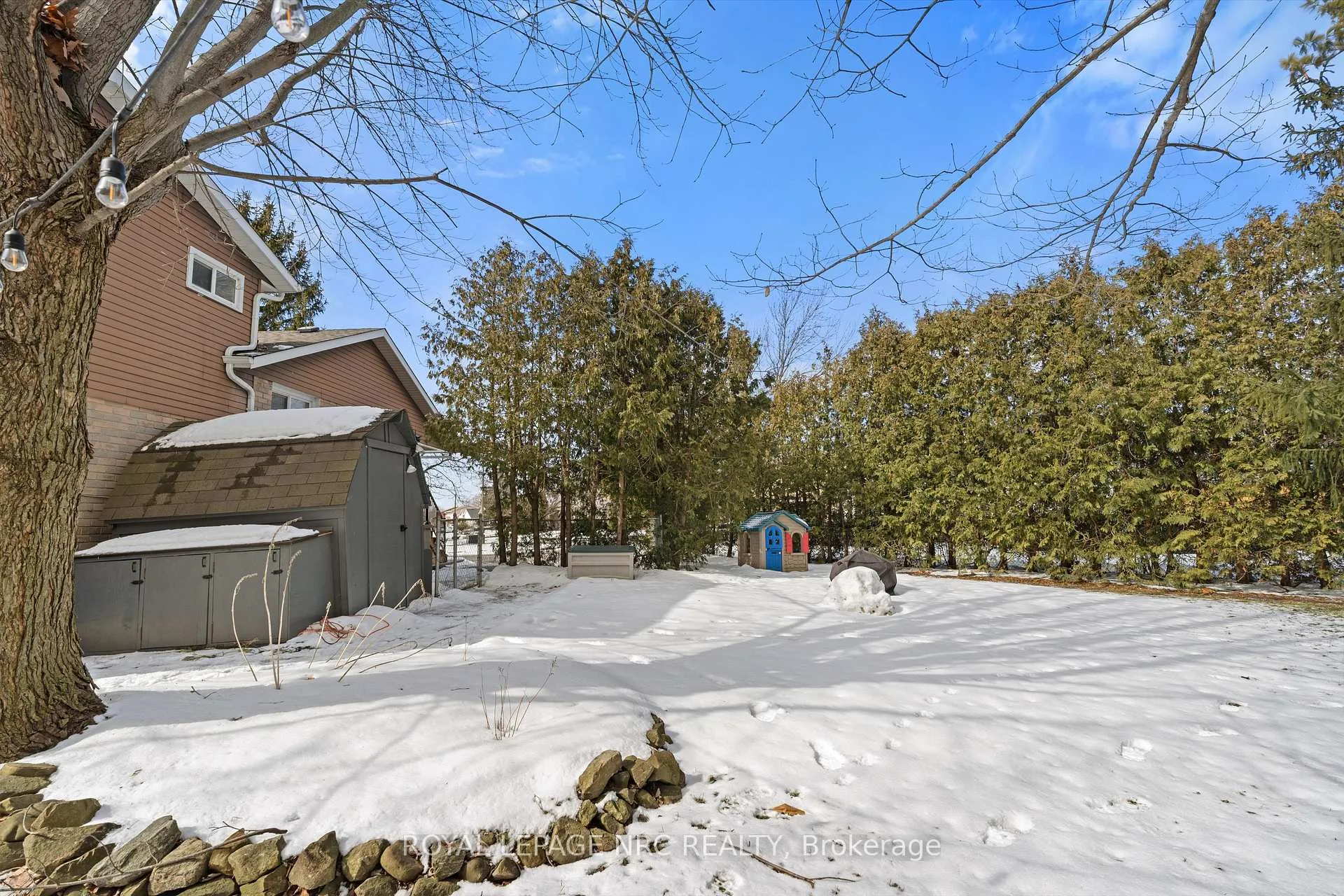 Photo 34 of 90 Oxford Street, St. Catharines, Secord Woods — HOMEH