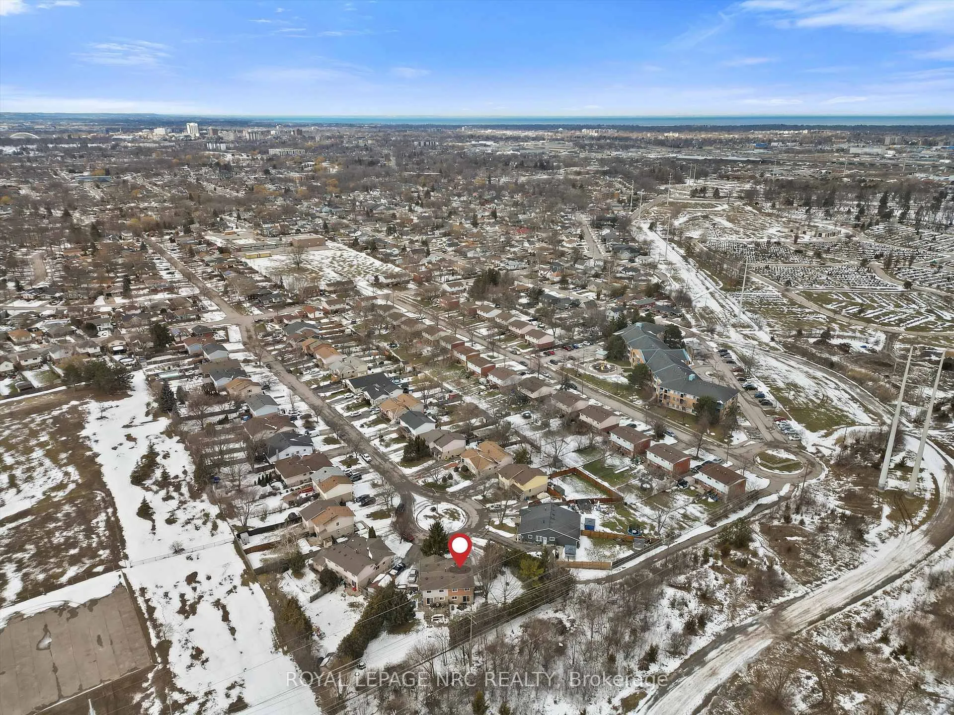 Photo 40 of 90 Oxford Street, St. Catharines, Secord Woods — HOMEH
