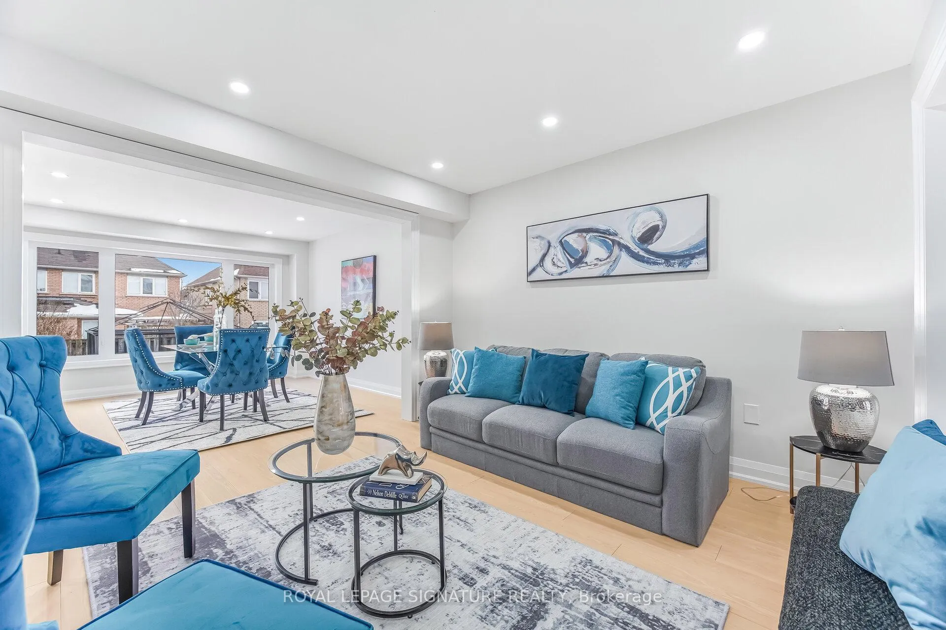 Photo 7 of 22 Rangeland Road, Brampton, Sandringham-Wellington — HOMEH