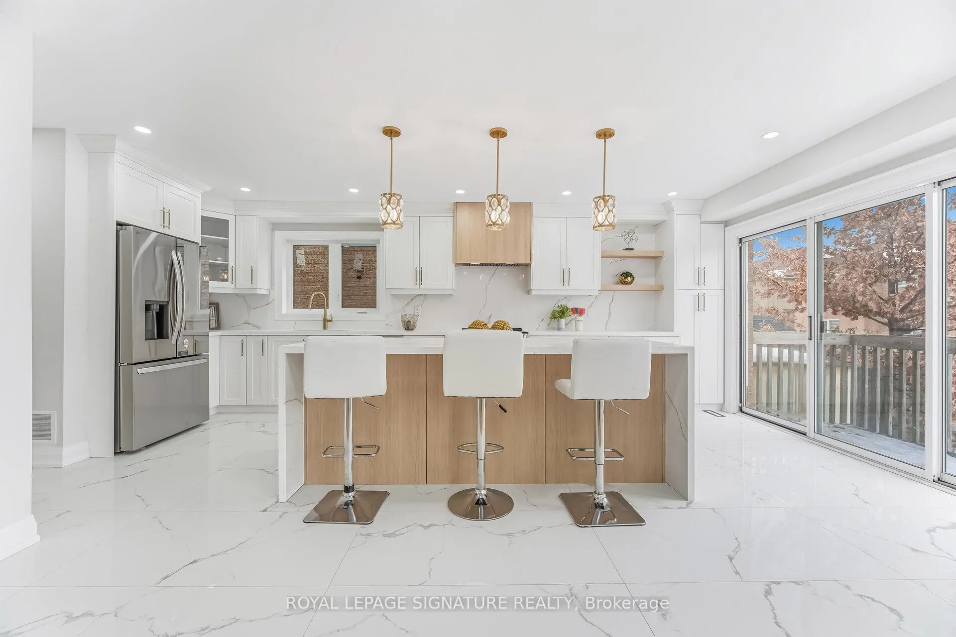 Photo 11 of 22 Rangeland Road, Brampton, Sandringham-Wellington — HOMEH