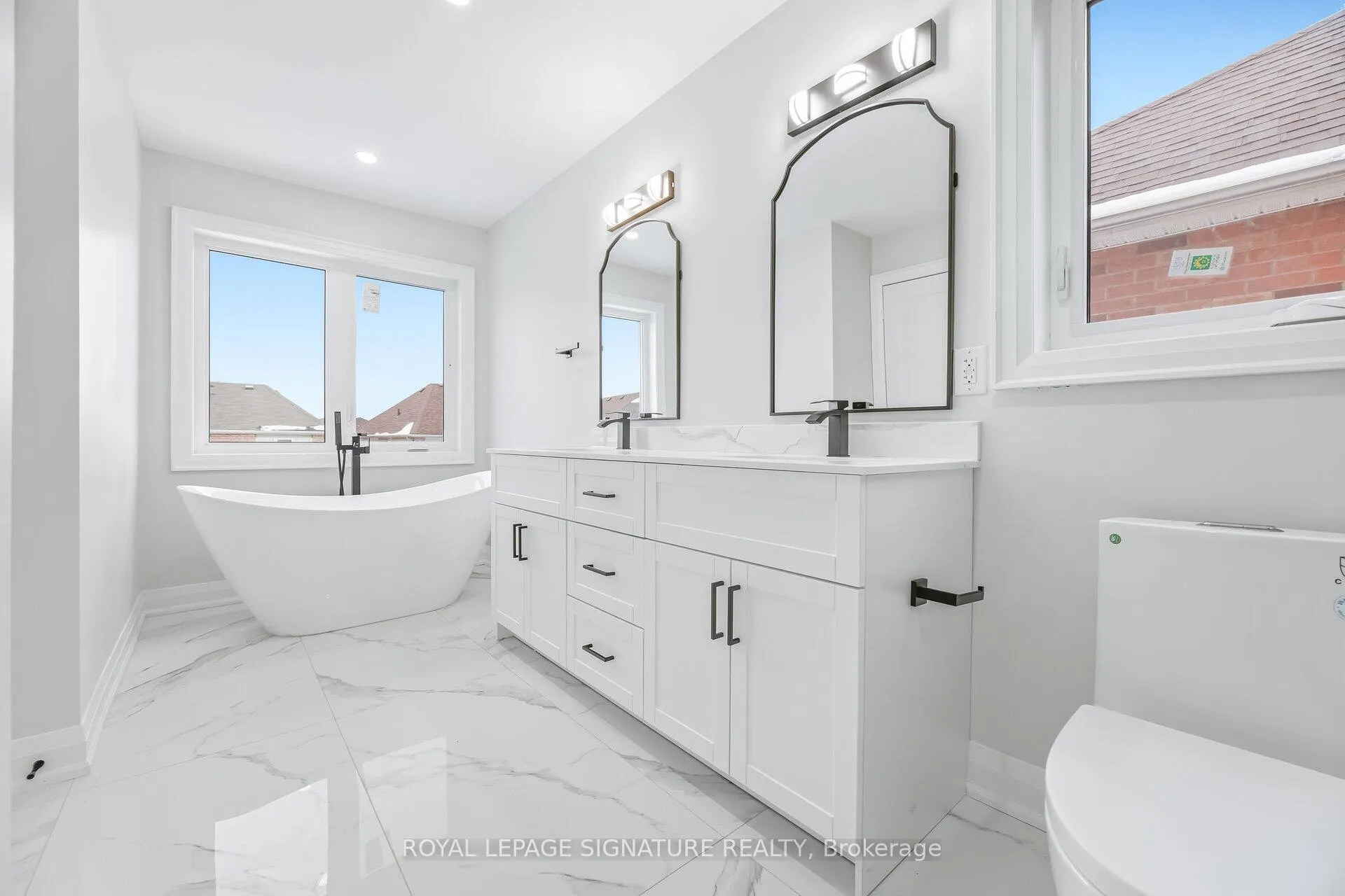 Photo 21 of 22 Rangeland Road, Brampton, Sandringham-Wellington — HOMEH