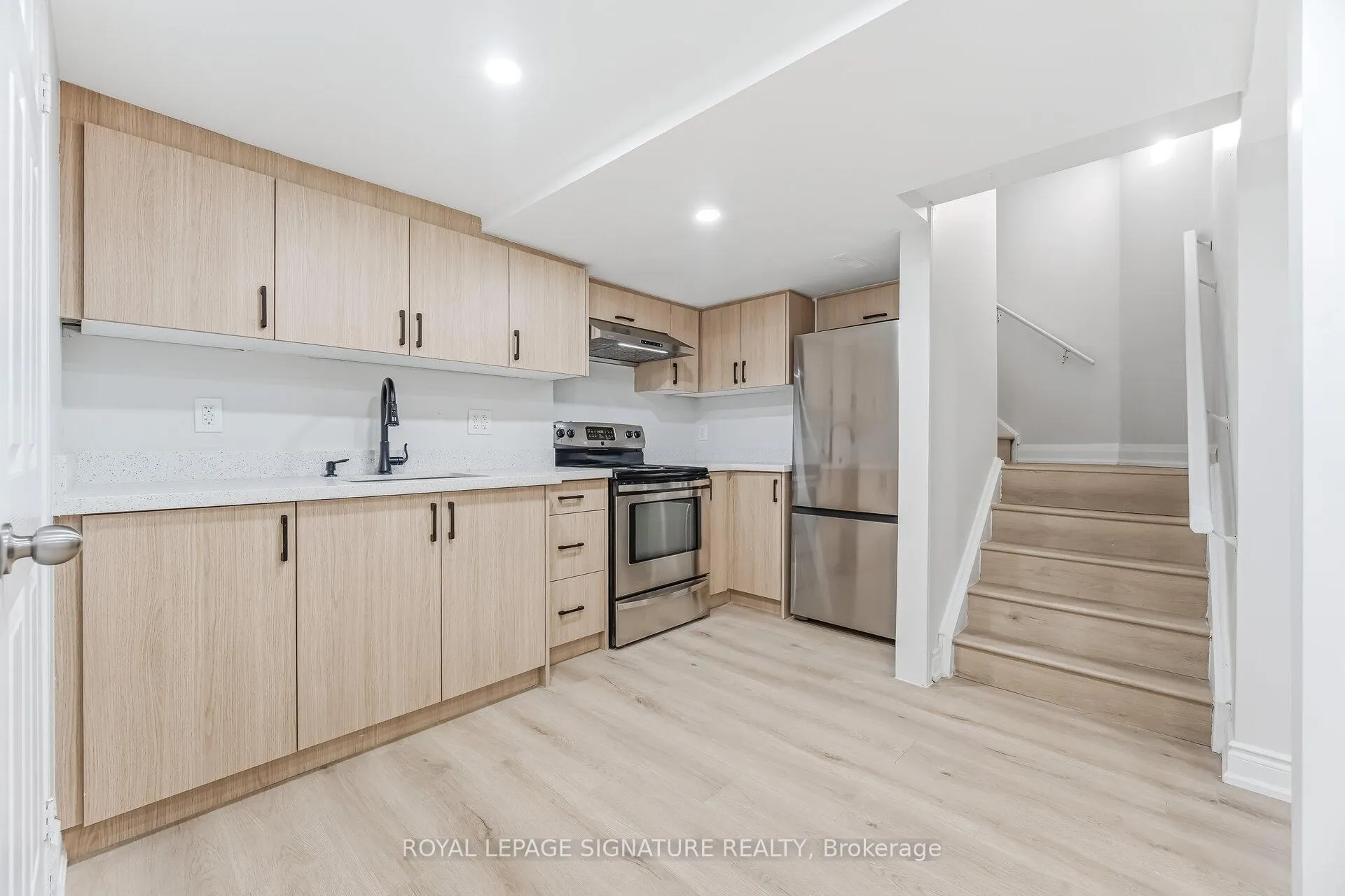 Photo 31 of 22 Rangeland Road, Brampton, Sandringham-Wellington — HOMEH