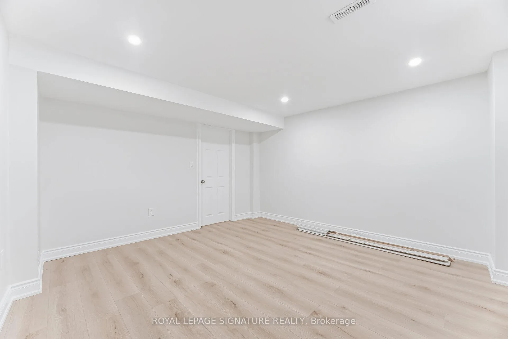 Photo 35 of 22 Rangeland Road, Brampton, Sandringham-Wellington — HOMEH