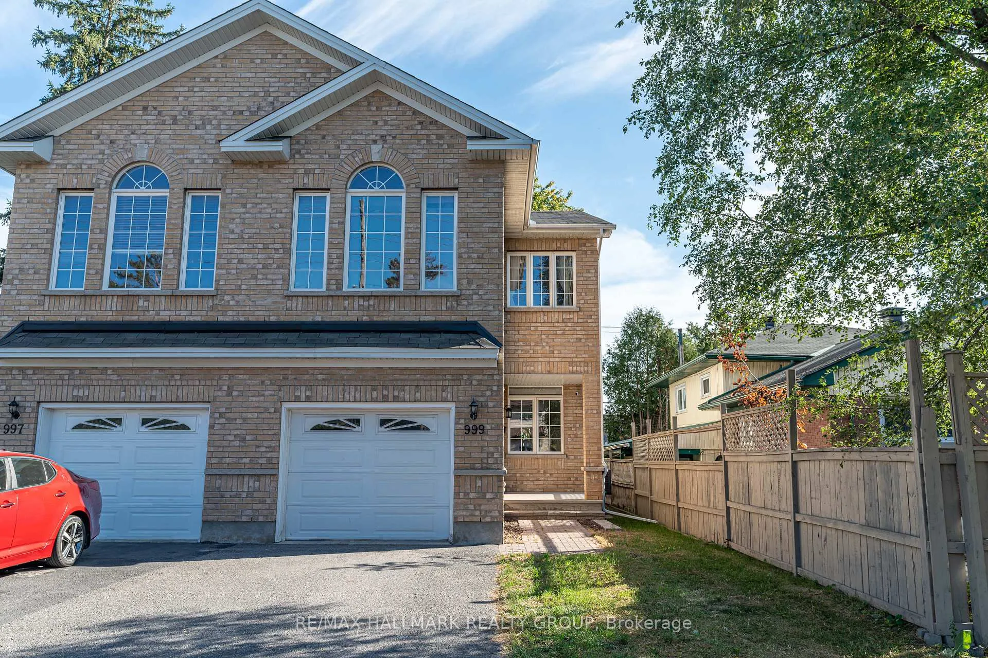 Photo 1 of 999 Pinecrest Road, Ottawa, Queensway Terrace North — HOMEH
