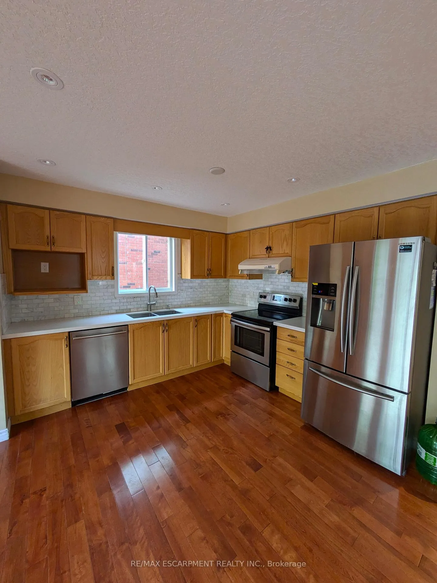 Photo 9 of 218 Dearborn Boulevard, Waterloo, Colonial Acres — HOMEH