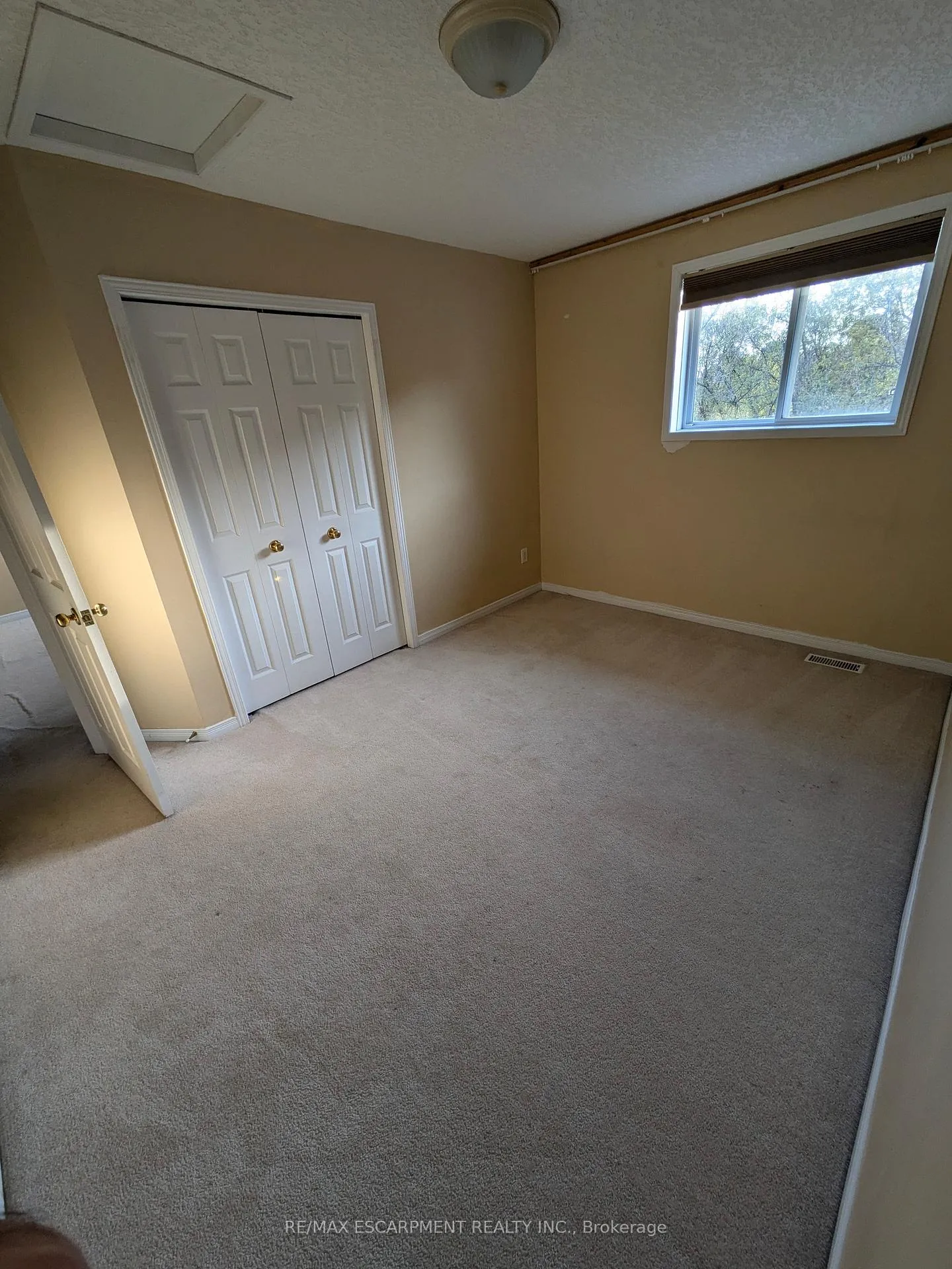 Photo 15 of 218 Dearborn Boulevard, Waterloo, Colonial Acres — HOMEH