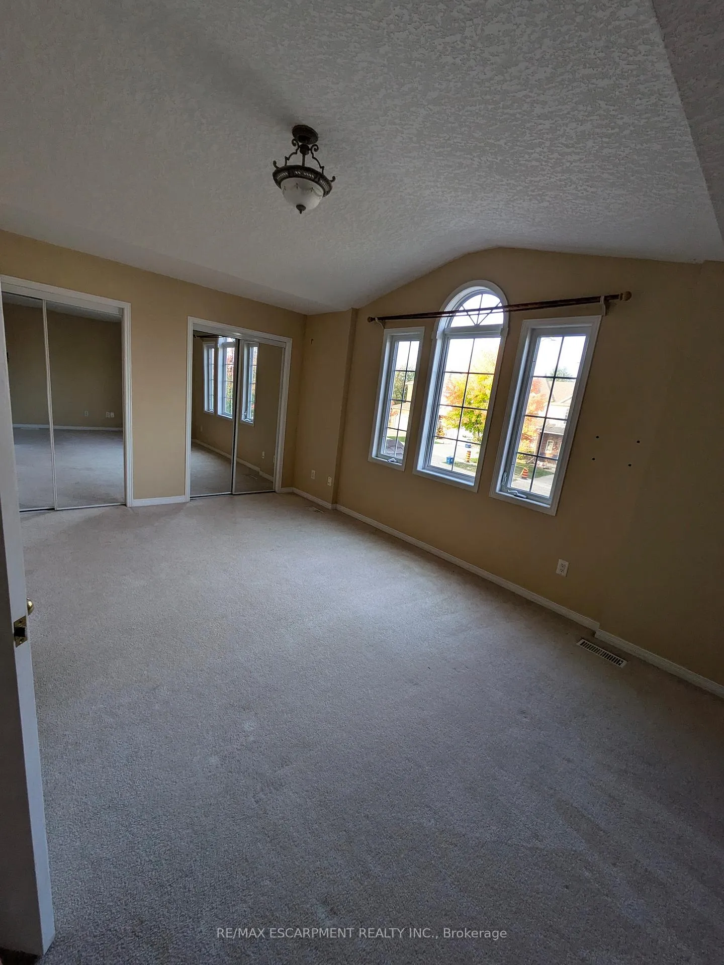 Photo 20 of 218 Dearborn Boulevard, Waterloo, Colonial Acres — HOMEH