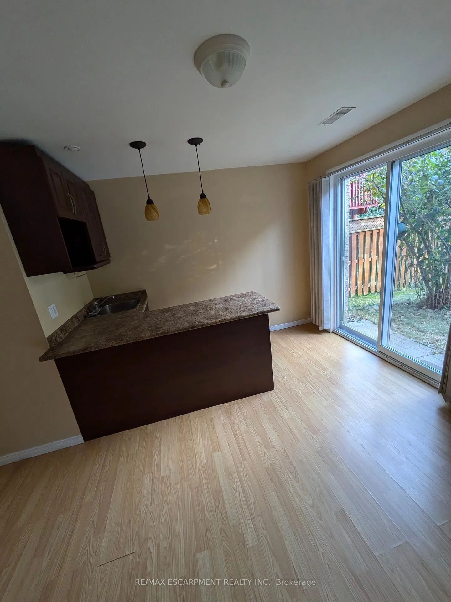 Photo 30 of 218 Dearborn Boulevard, Waterloo, Colonial Acres — HOMEH