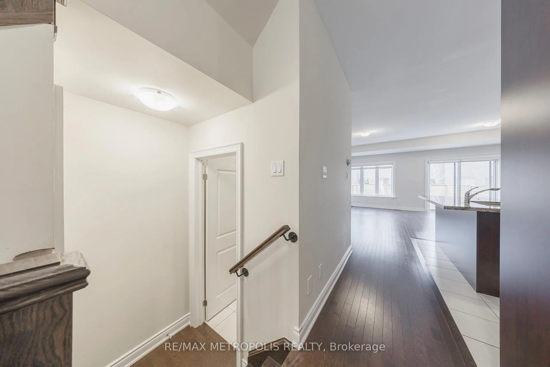 Photo 5 of 67 Lorne Thomas Place N, New Tecumseth, Rural New Tecumseth — HOMEH