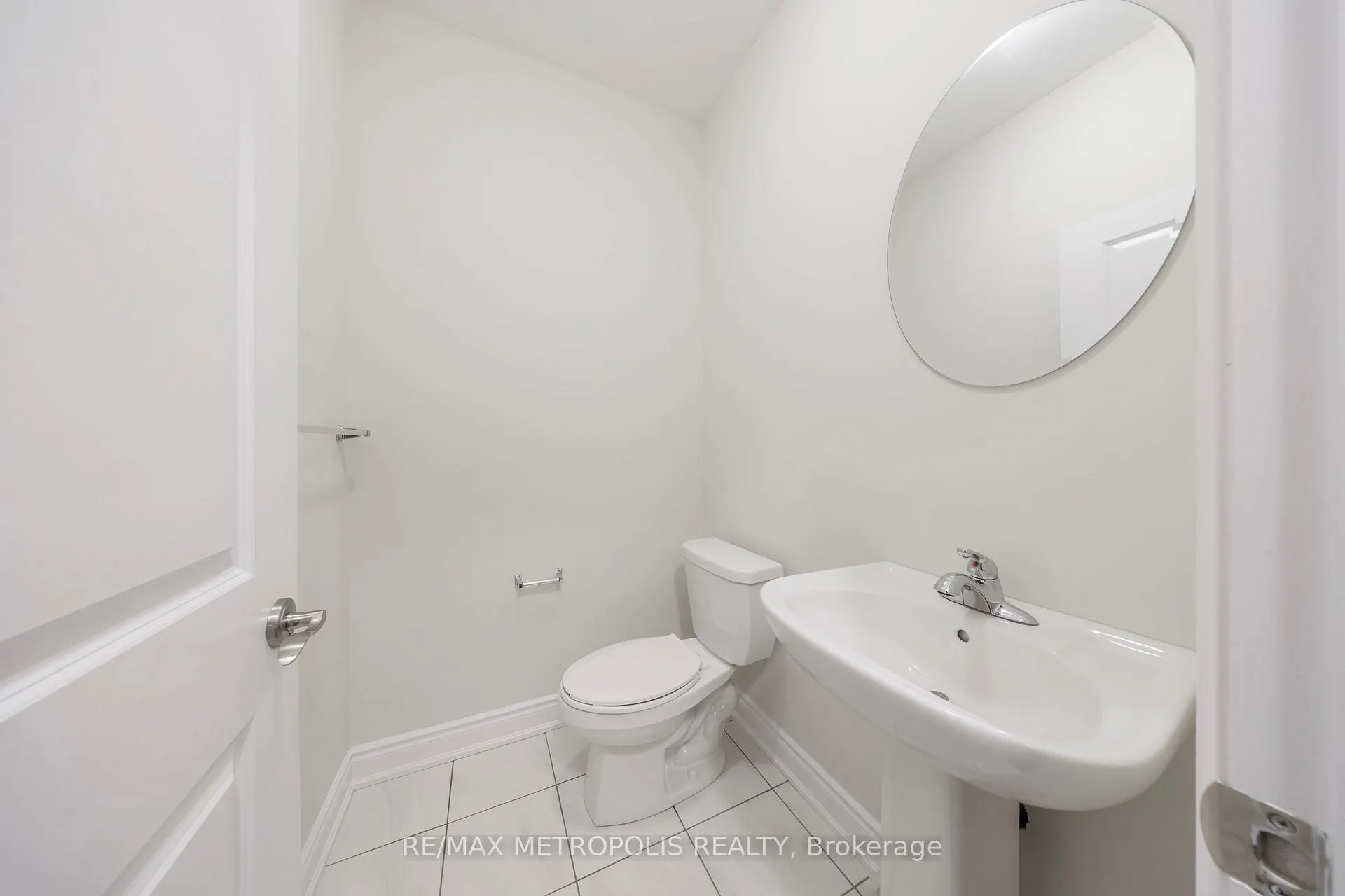 Photo 6 of 67 Lorne Thomas Place N, New Tecumseth, Rural New Tecumseth — HOMEH