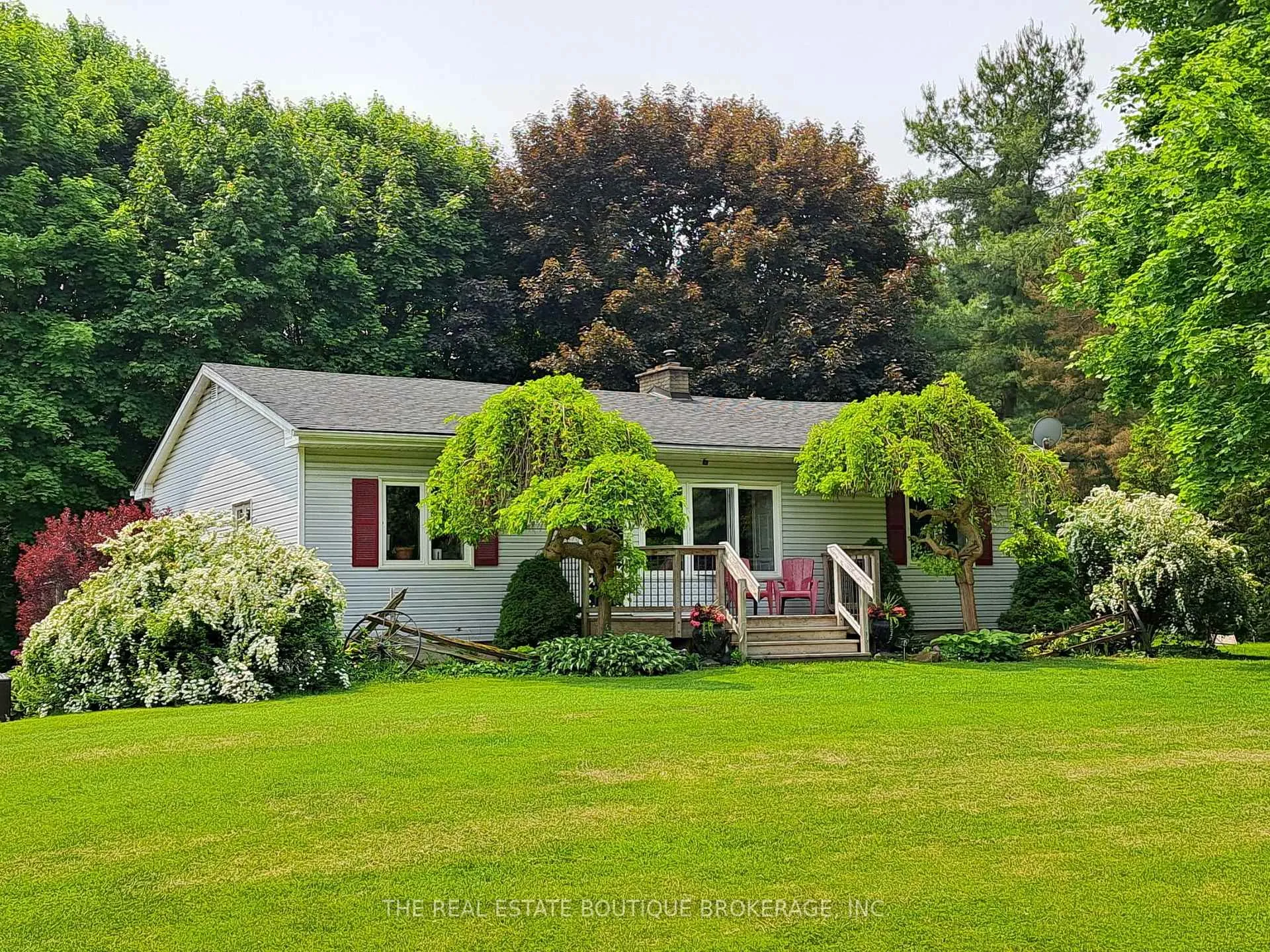 Photo 1 of 1966 Concession 2 W, Hamilton, Rural Flamborough — HOMEH