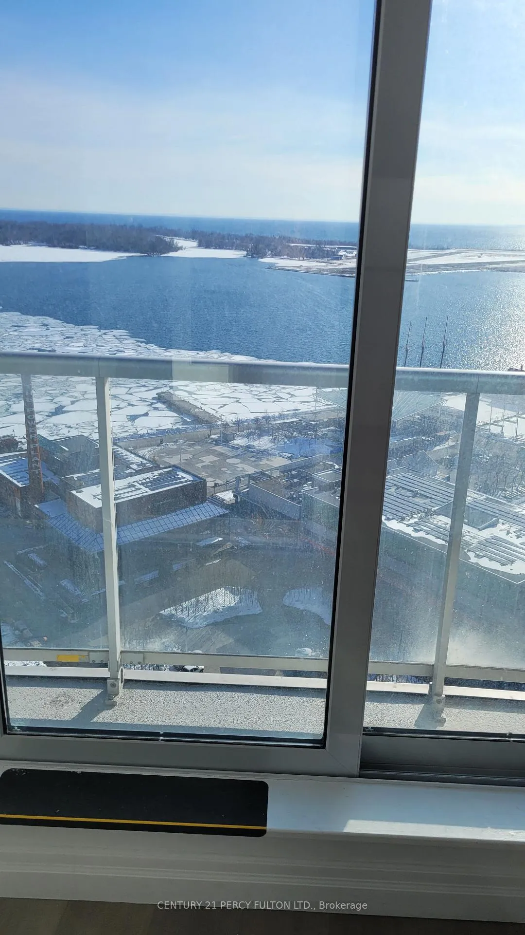 Photo 8 of Unit 2708, 208 Queens Quay W, Toronto, Waterfront Communities — HOMEH
