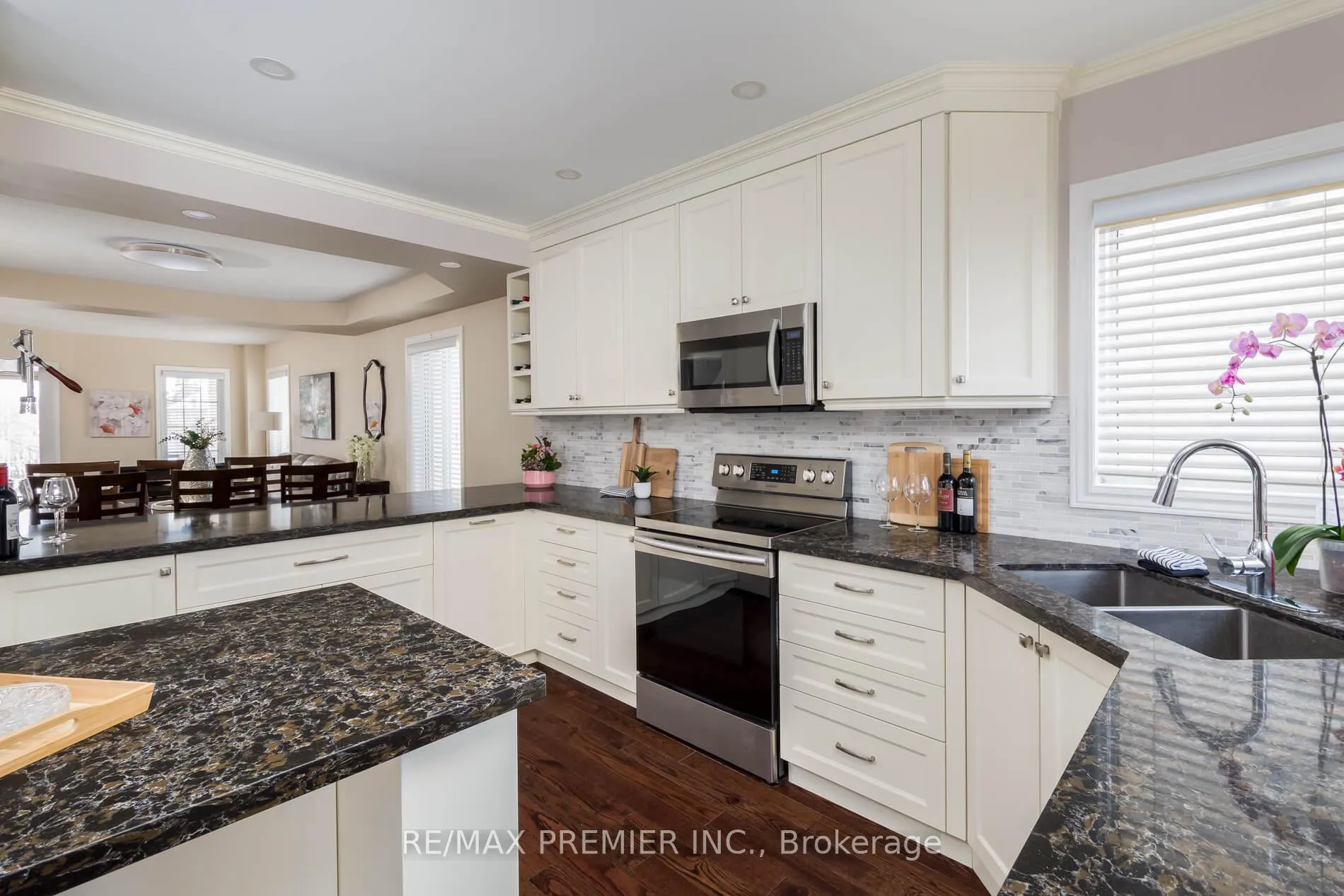 Photo 19 of 35 Cachet Hill Crescent, Vaughan, Sonoma Heights — HOMEH