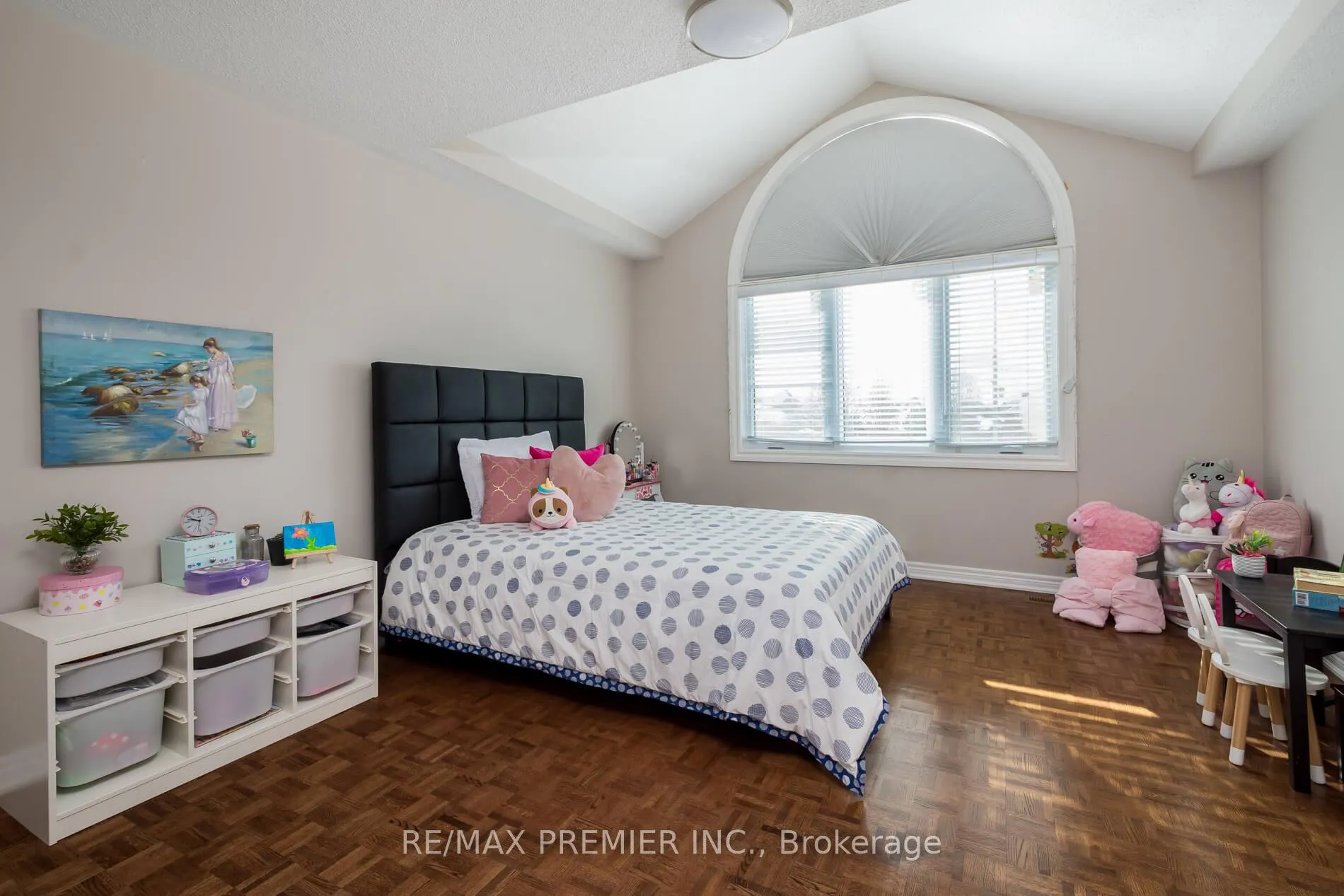 Photo 32 of 35 Cachet Hill Crescent, Vaughan, Sonoma Heights — HOMEH