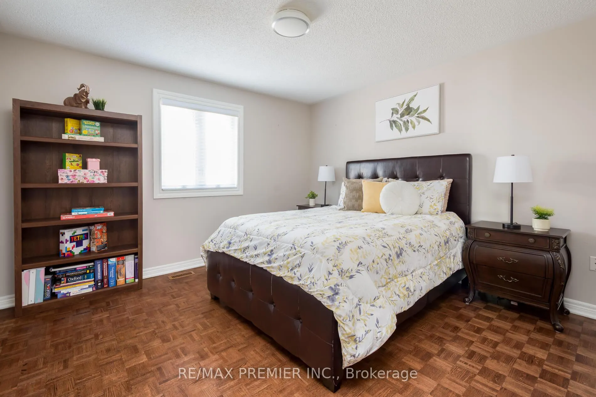 Photo 34 of 35 Cachet Hill Crescent, Vaughan, Sonoma Heights — HOMEH