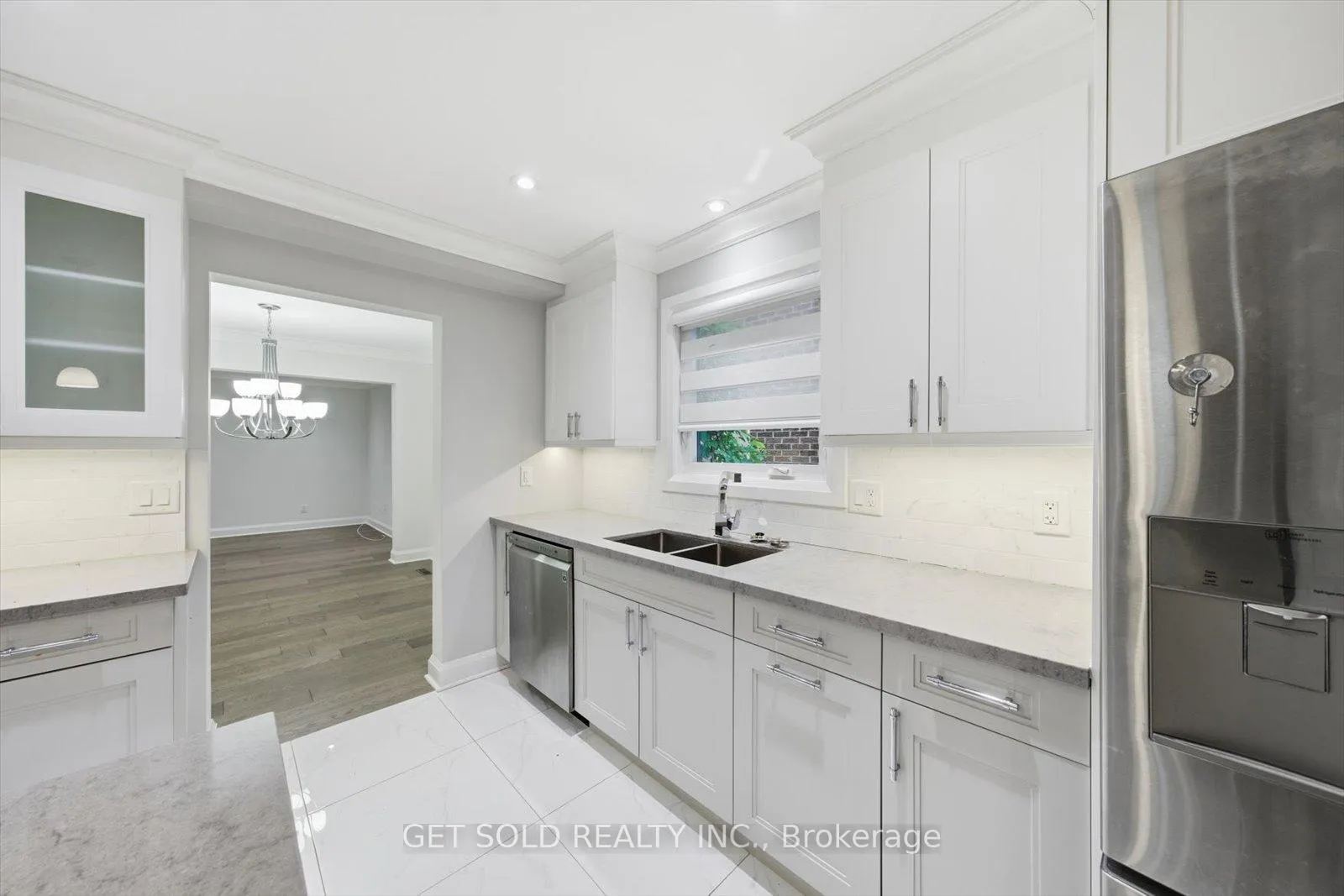 Photo 13 of 18 Mill Street S, Brampton, Downtown Brampton — HOMEH