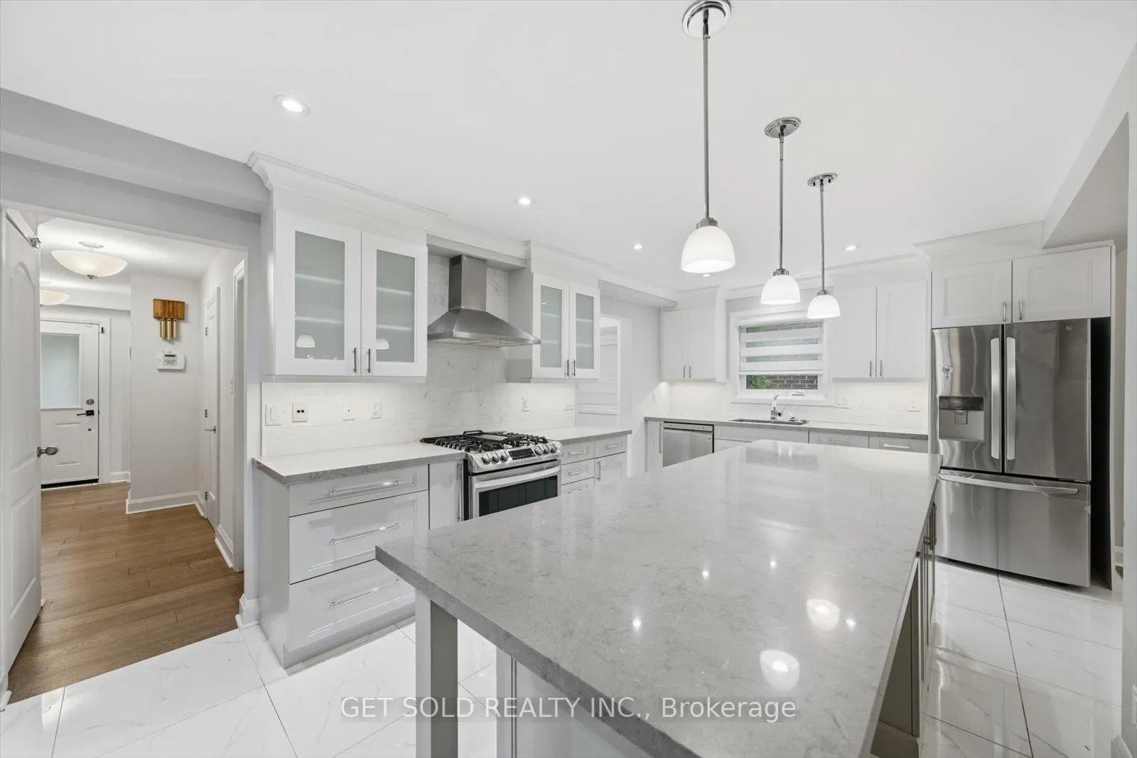 Photo 14 of 18 Mill Street S, Brampton, Downtown Brampton — HOMEH