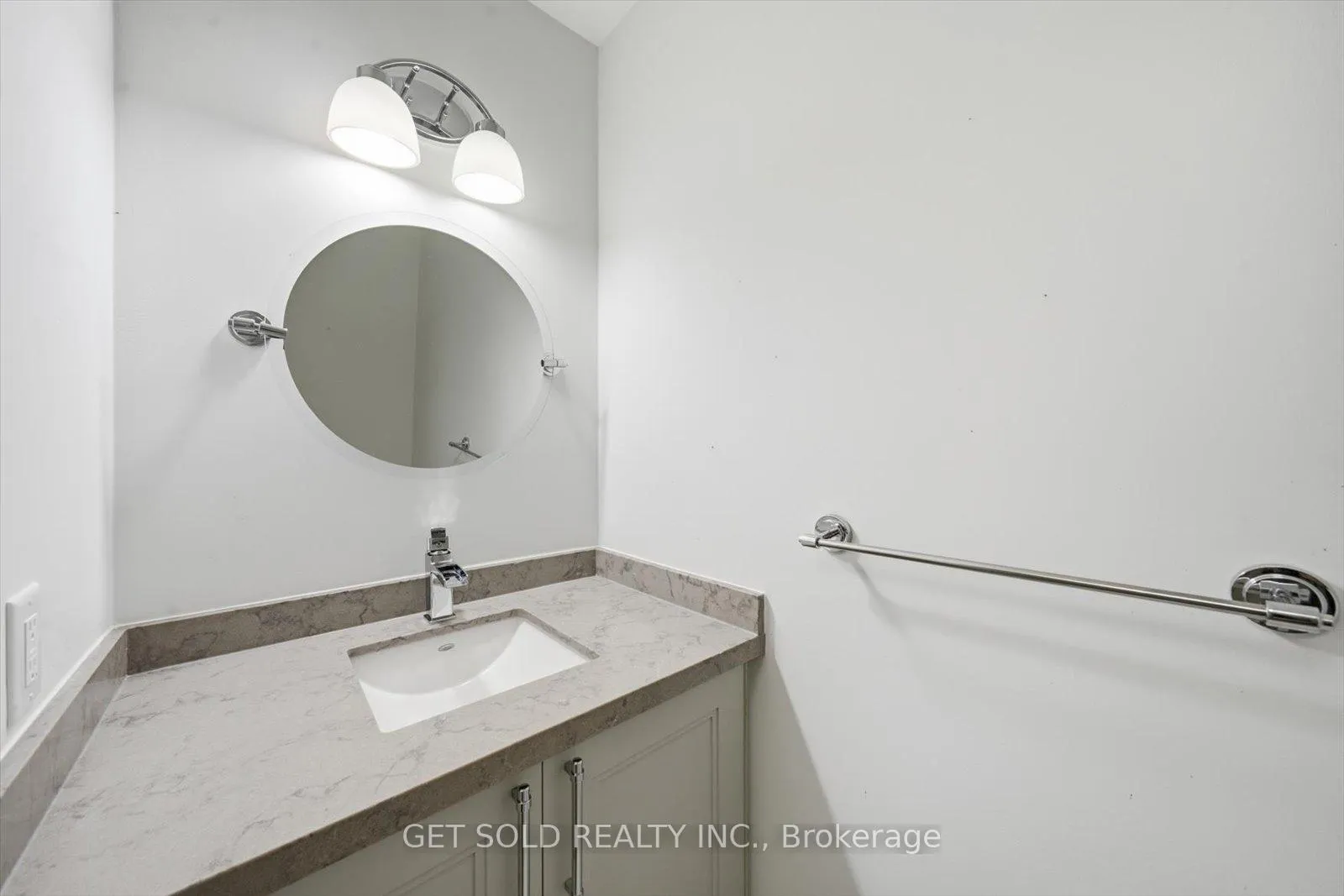 Photo 19 of 18 Mill Street S, Brampton, Downtown Brampton — HOMEH