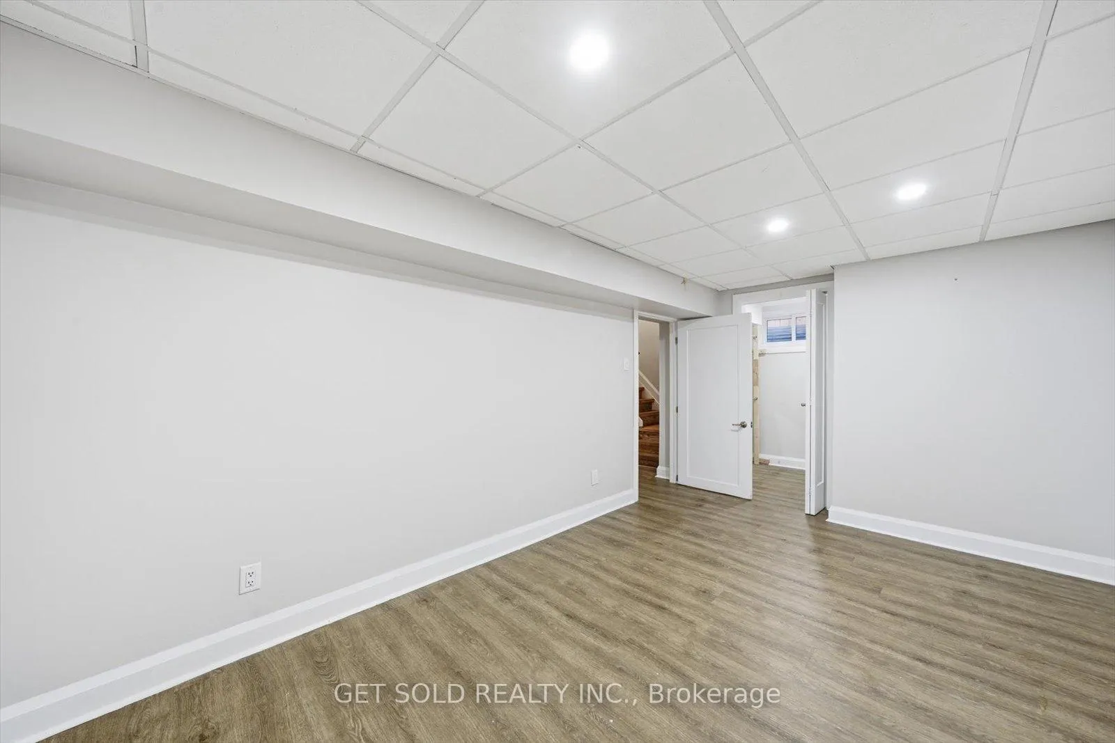 Photo 41 of 18 Mill Street S, Brampton, Downtown Brampton — HOMEH
