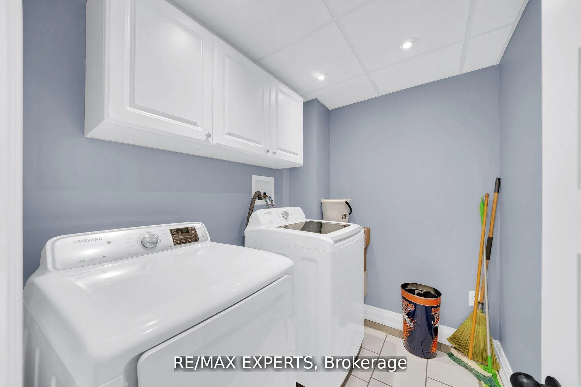 Photo 4 of 24 Bluestone Street, Vaughan, West Woodbridge — HOMEH