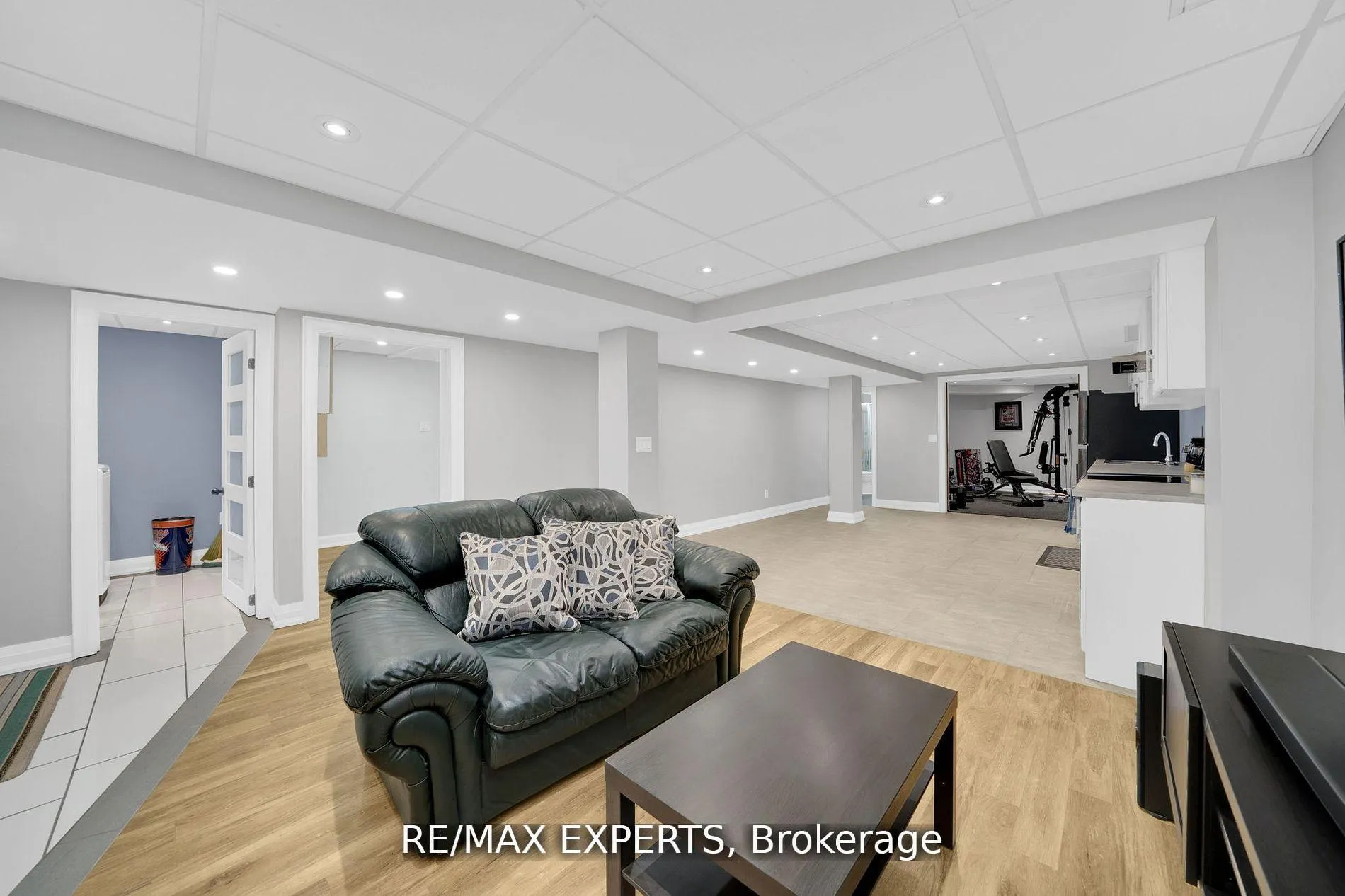 Photo 7 of 24 Bluestone Street, Vaughan, West Woodbridge — HOMEH