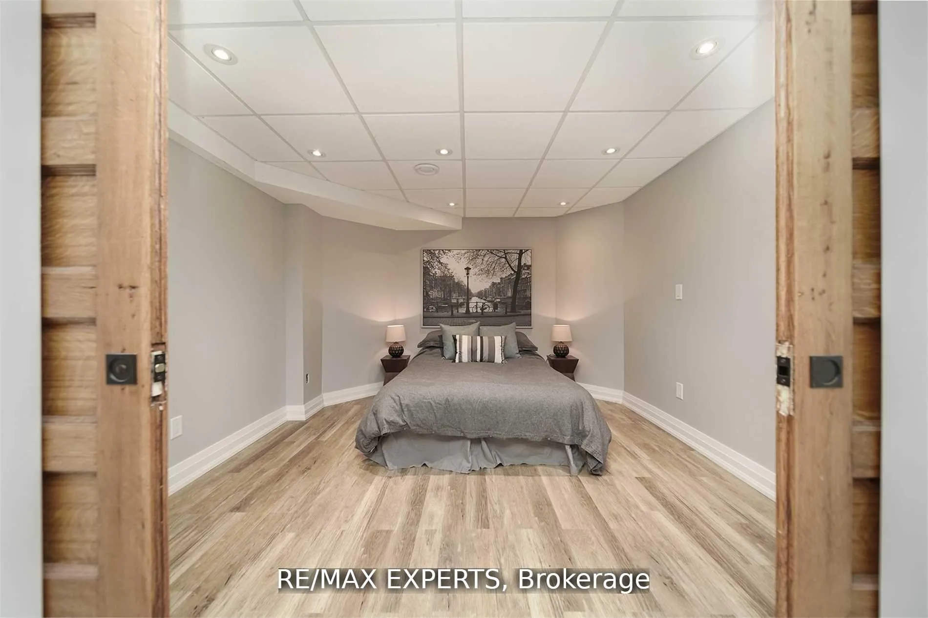 Photo 13 of 24 Bluestone Street, Vaughan, West Woodbridge — HOMEH
