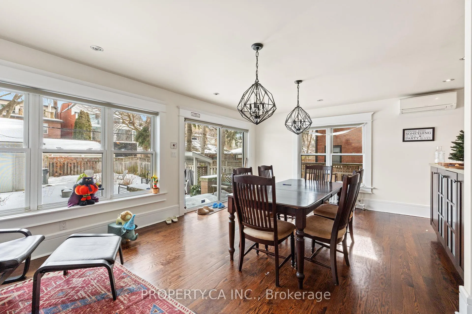Photo 12 of Unit #Main, 423 Palmerston Boulevard, Toronto, Palmerston-Little Italy — HOMEH