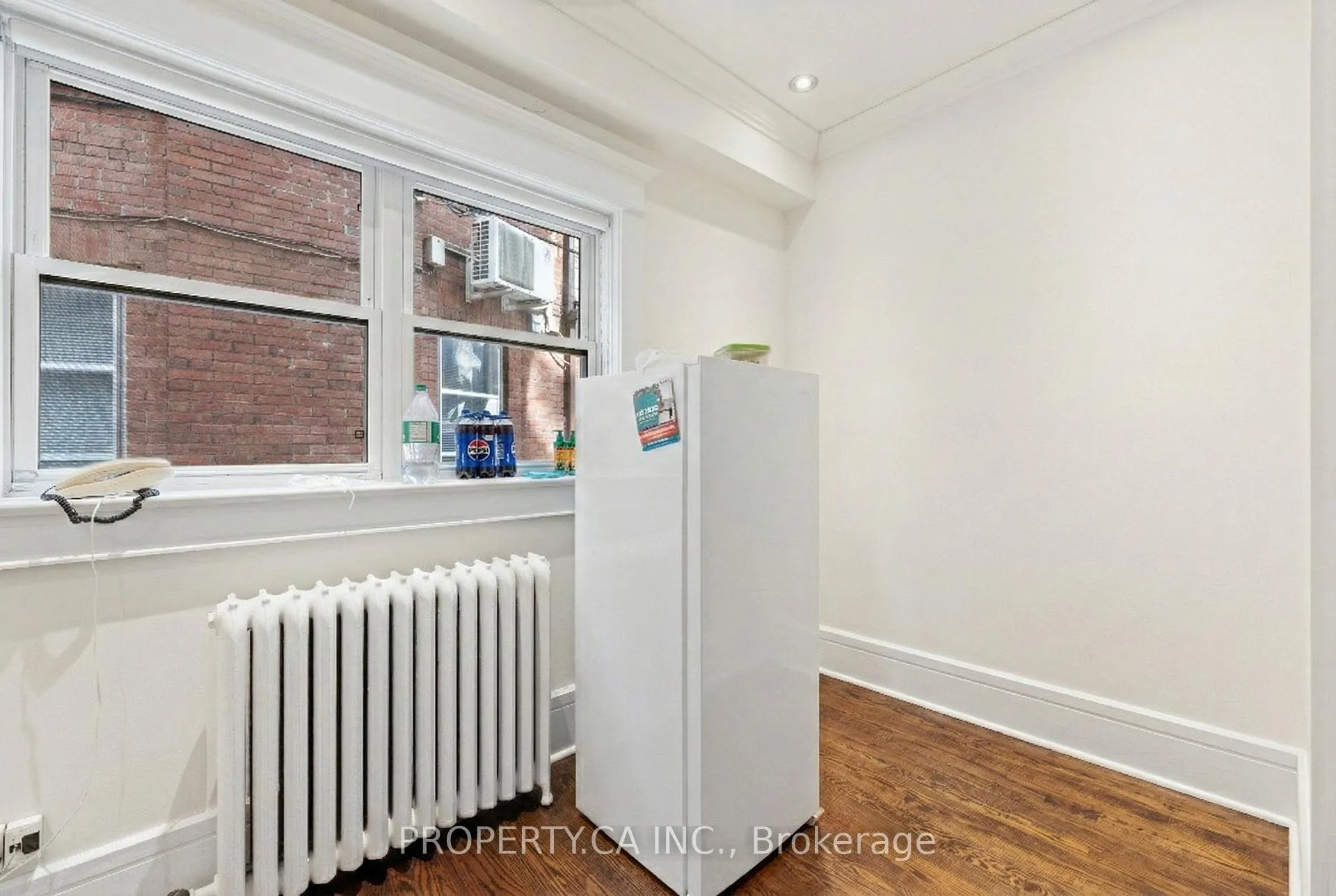 Photo 16 of Unit #Main, 423 Palmerston Boulevard, Toronto, Palmerston-Little Italy — HOMEH