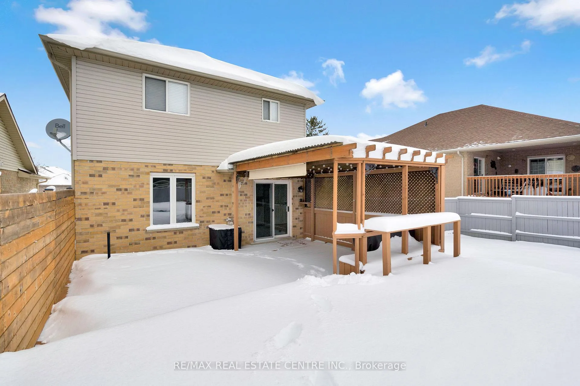 Photo 25 of 16 Falconridge Court, St. Thomas — HOMEH