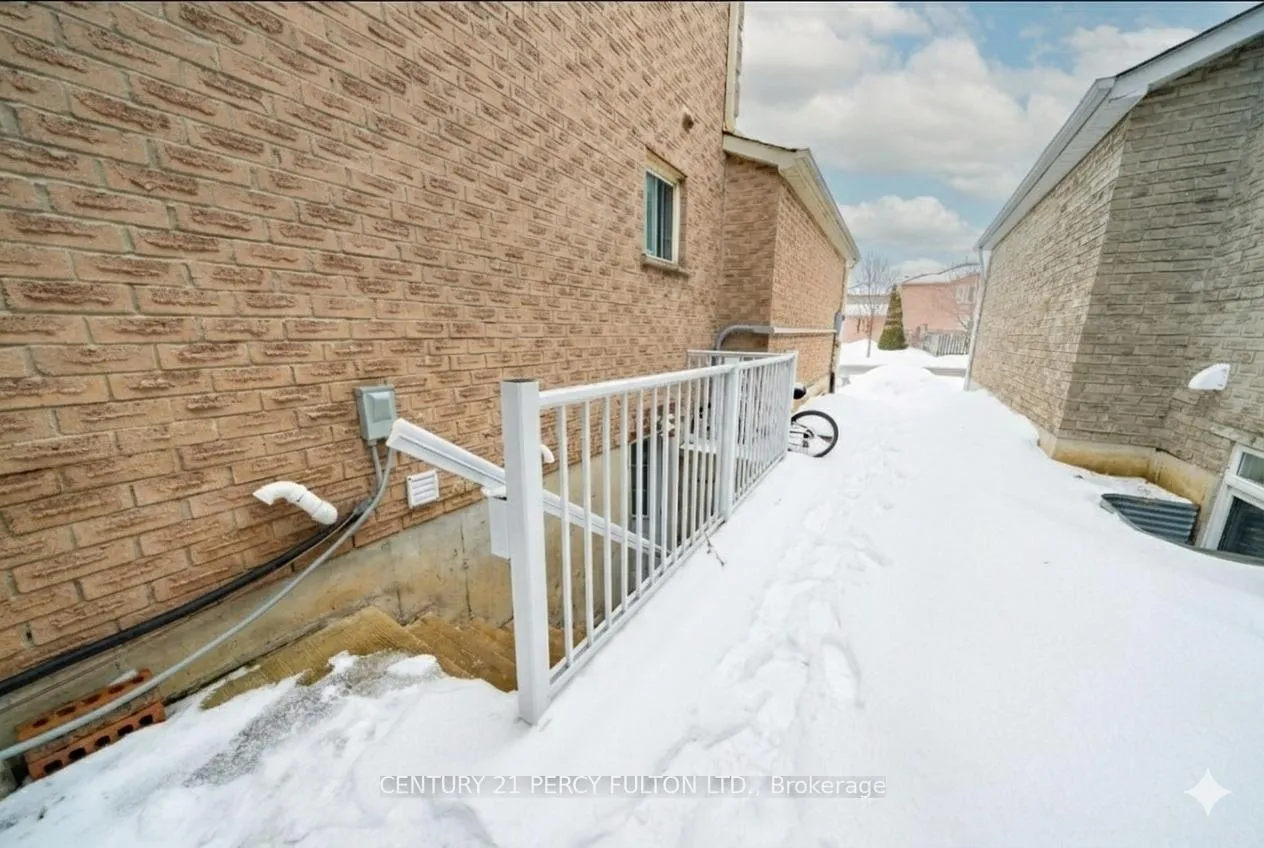 Photo 19 of 17 Dakin Drive, Ajax, Central West — HOMEH