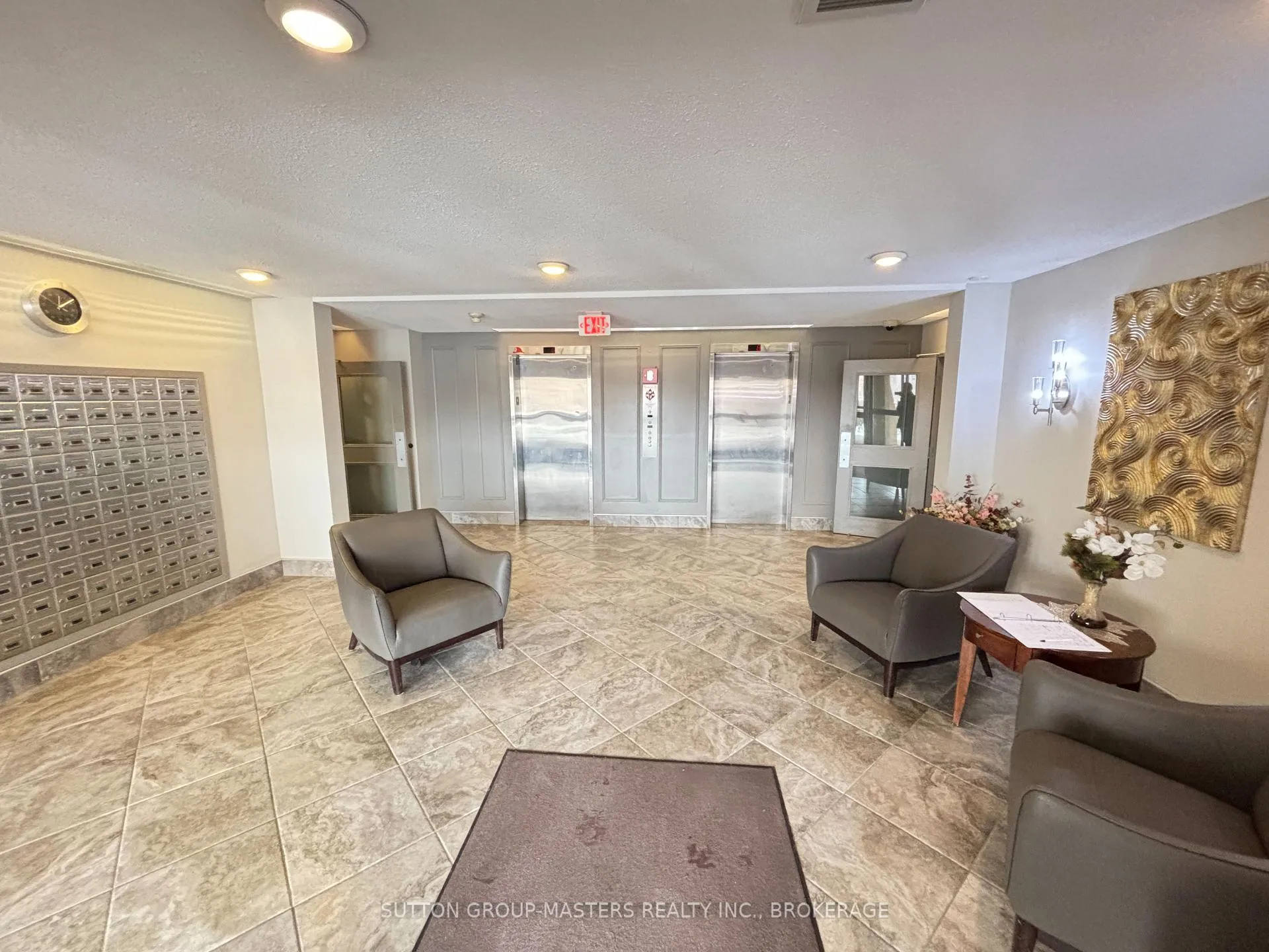 Photo 2 of Unit 902, 66 Greenview Drive, Kingston, Central City West — HOMEH