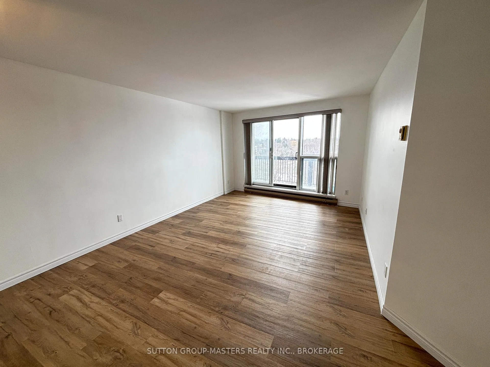 Photo 5 of Unit 902, 66 Greenview Drive, Kingston, Central City West — HOMEH